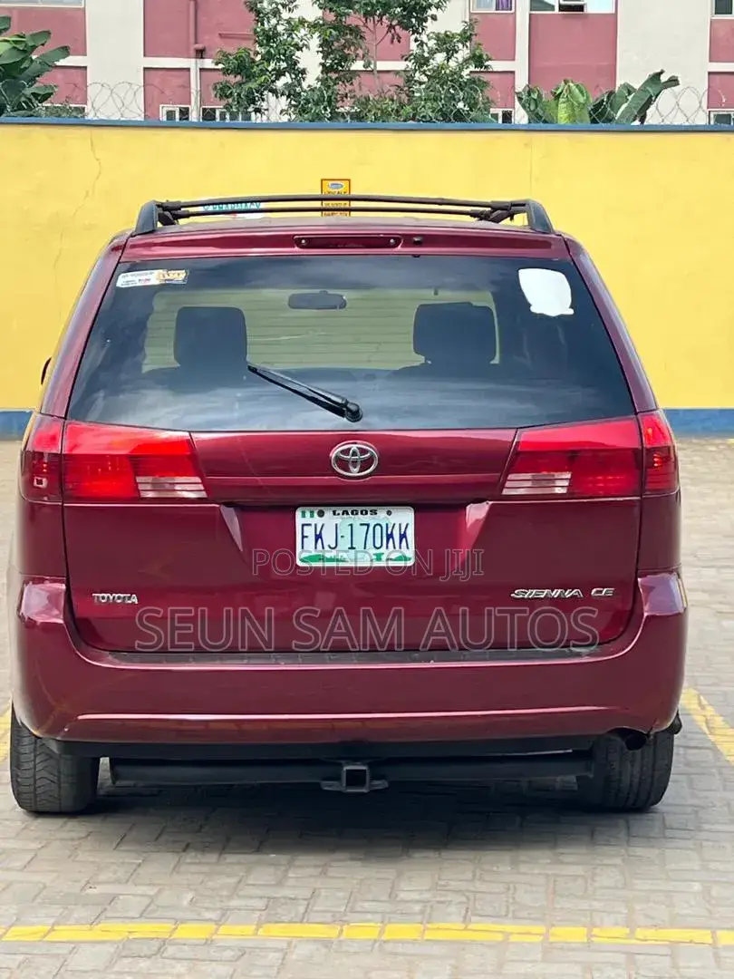Toyota Sienna 2005