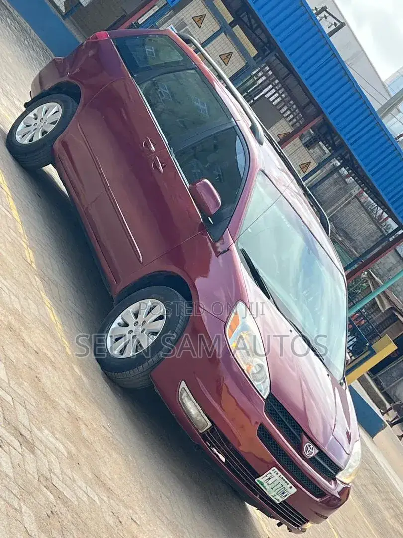 Toyota Sienna 2005
