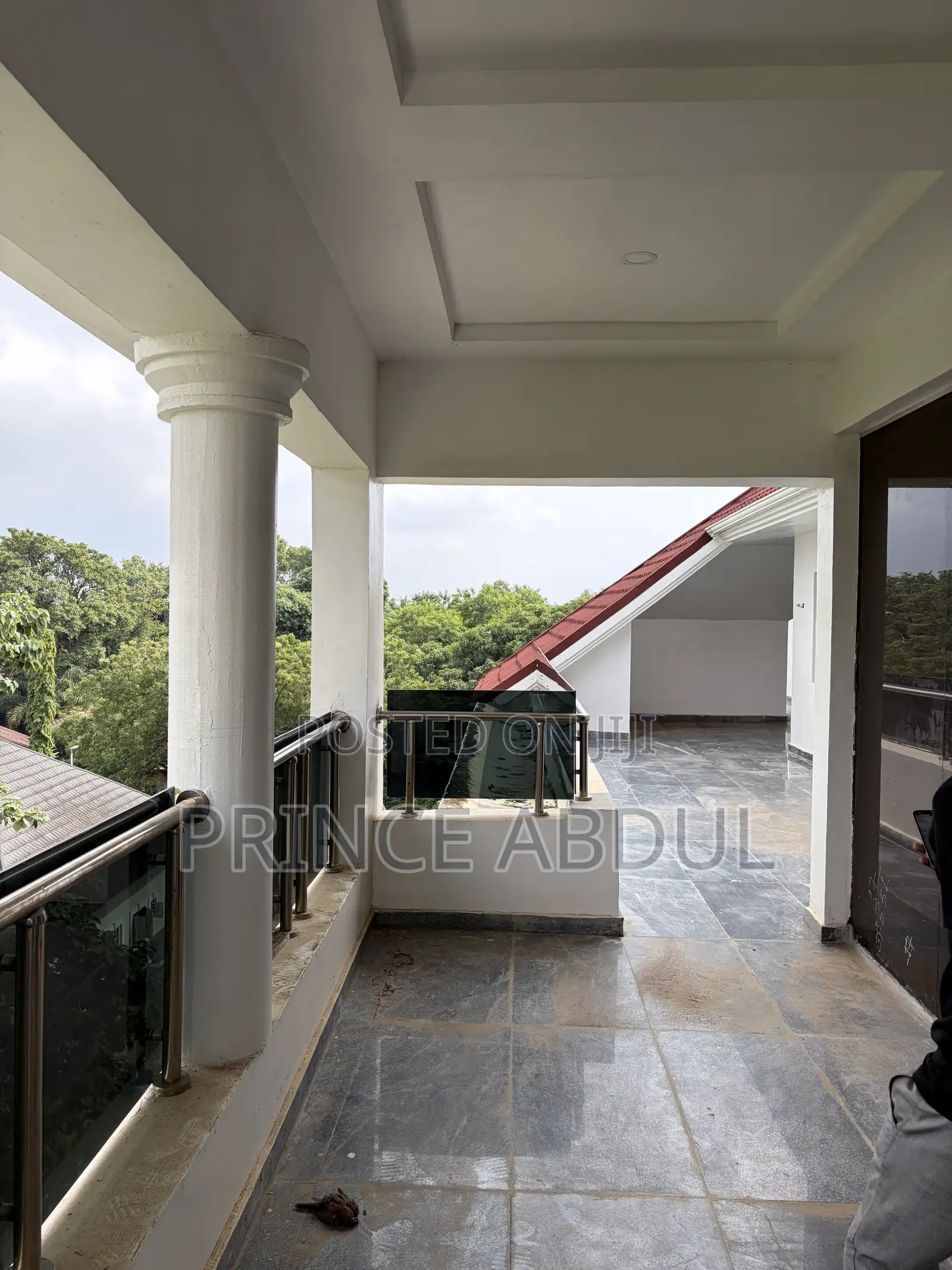 Furnished 20bdrm Mansion in Life Camp for sale