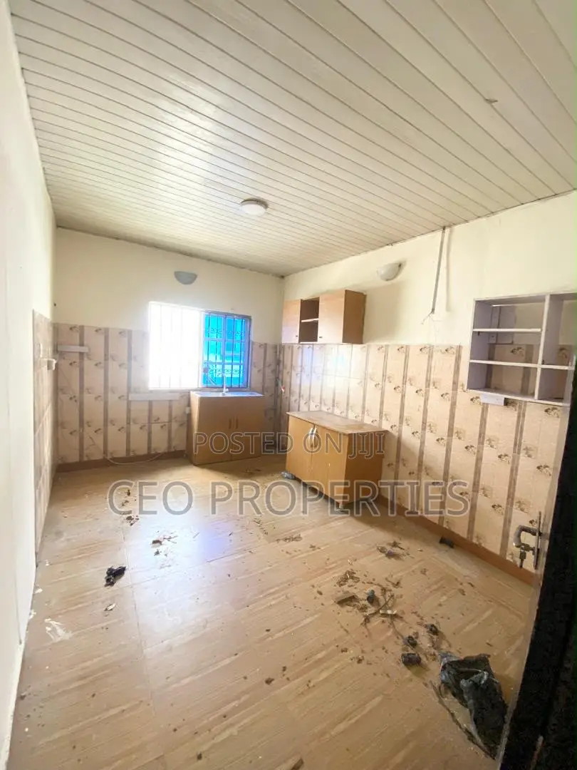 2bdrm Block of Flats in Ikate -Lekki for rent