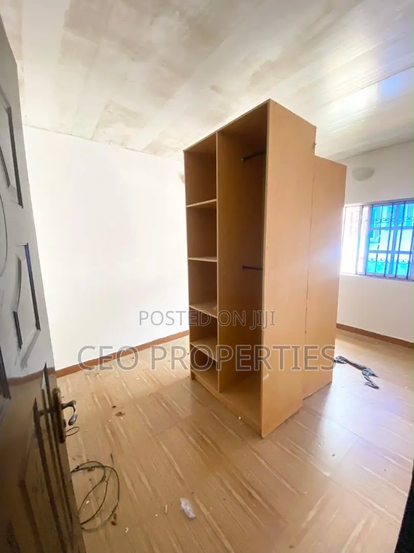 2bdrm Block of Flats in Ikate -Lekki for rent