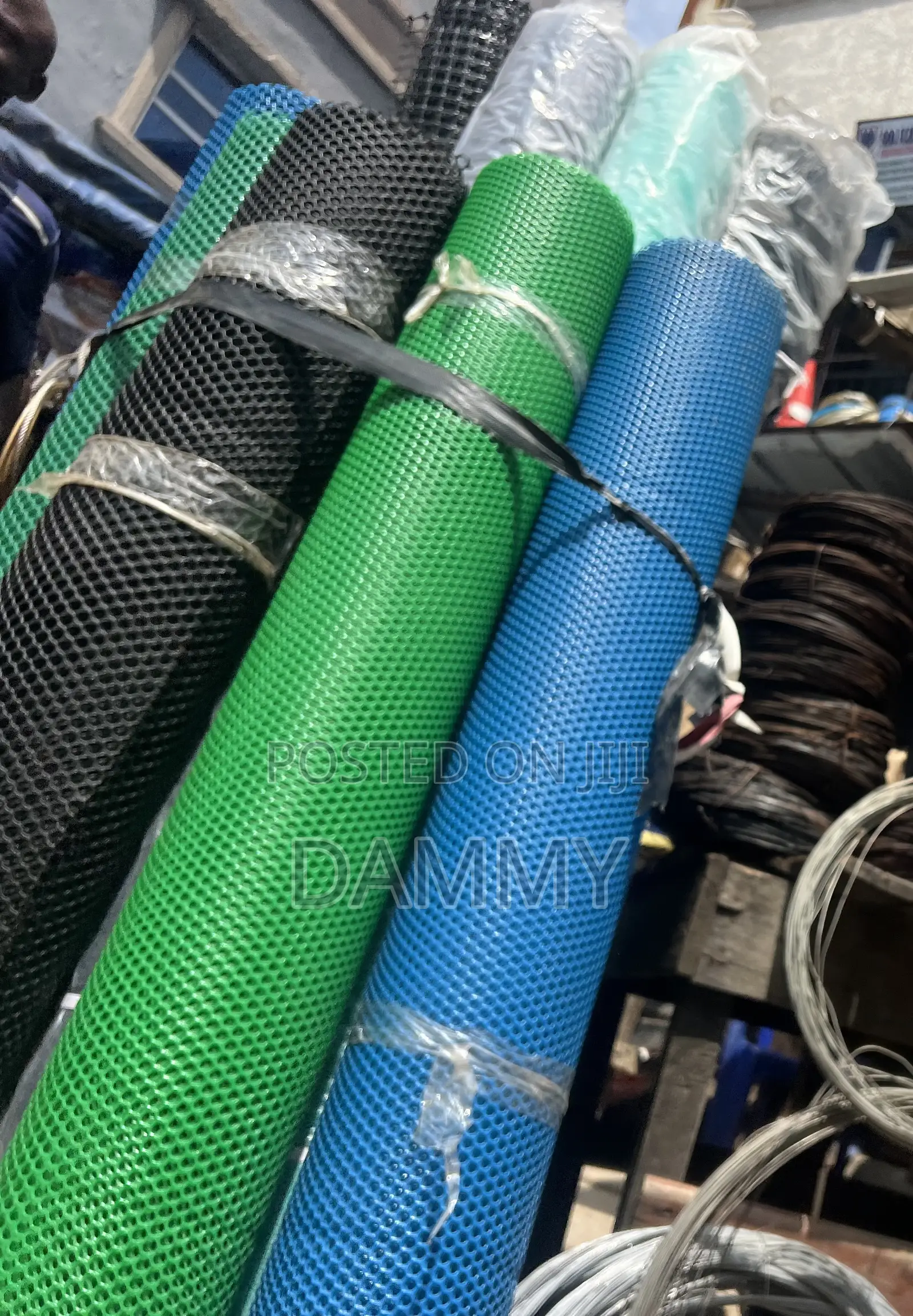 Heavy-Duty Plastic Mesh Wire