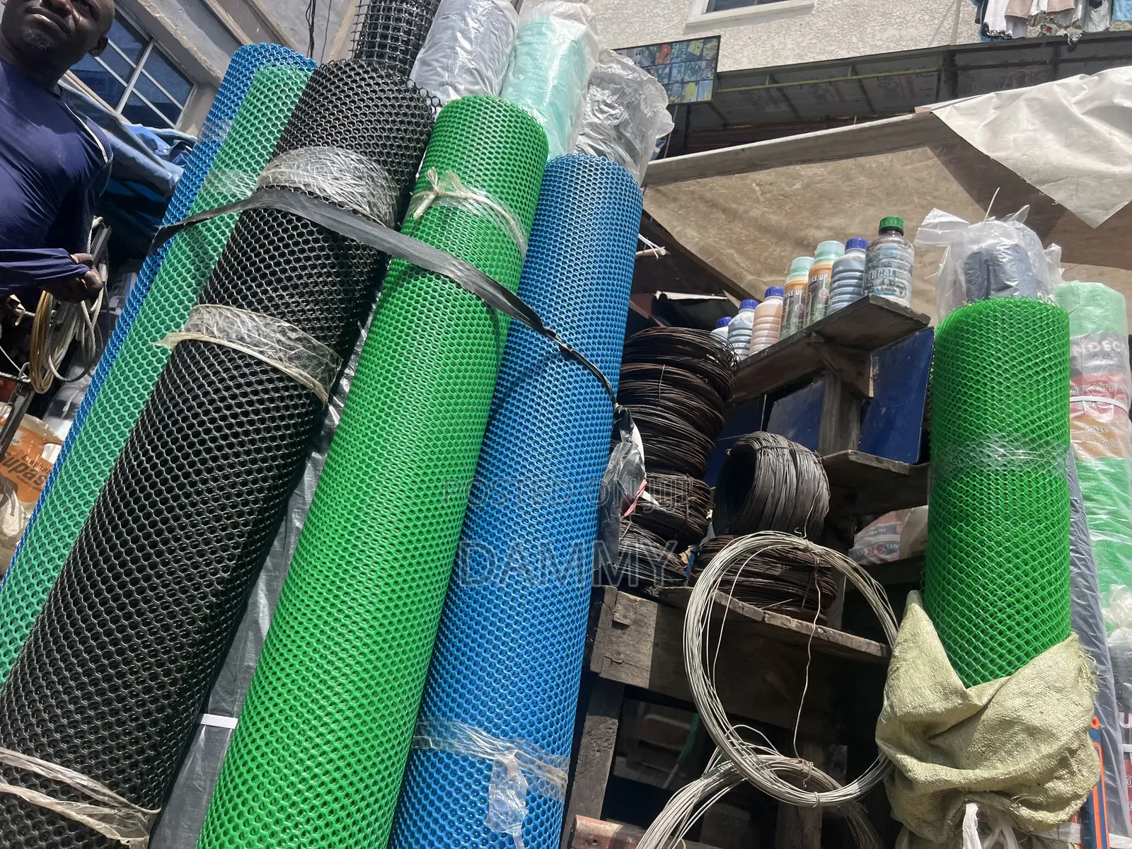 Heavy-Duty Plastic Mesh Wire