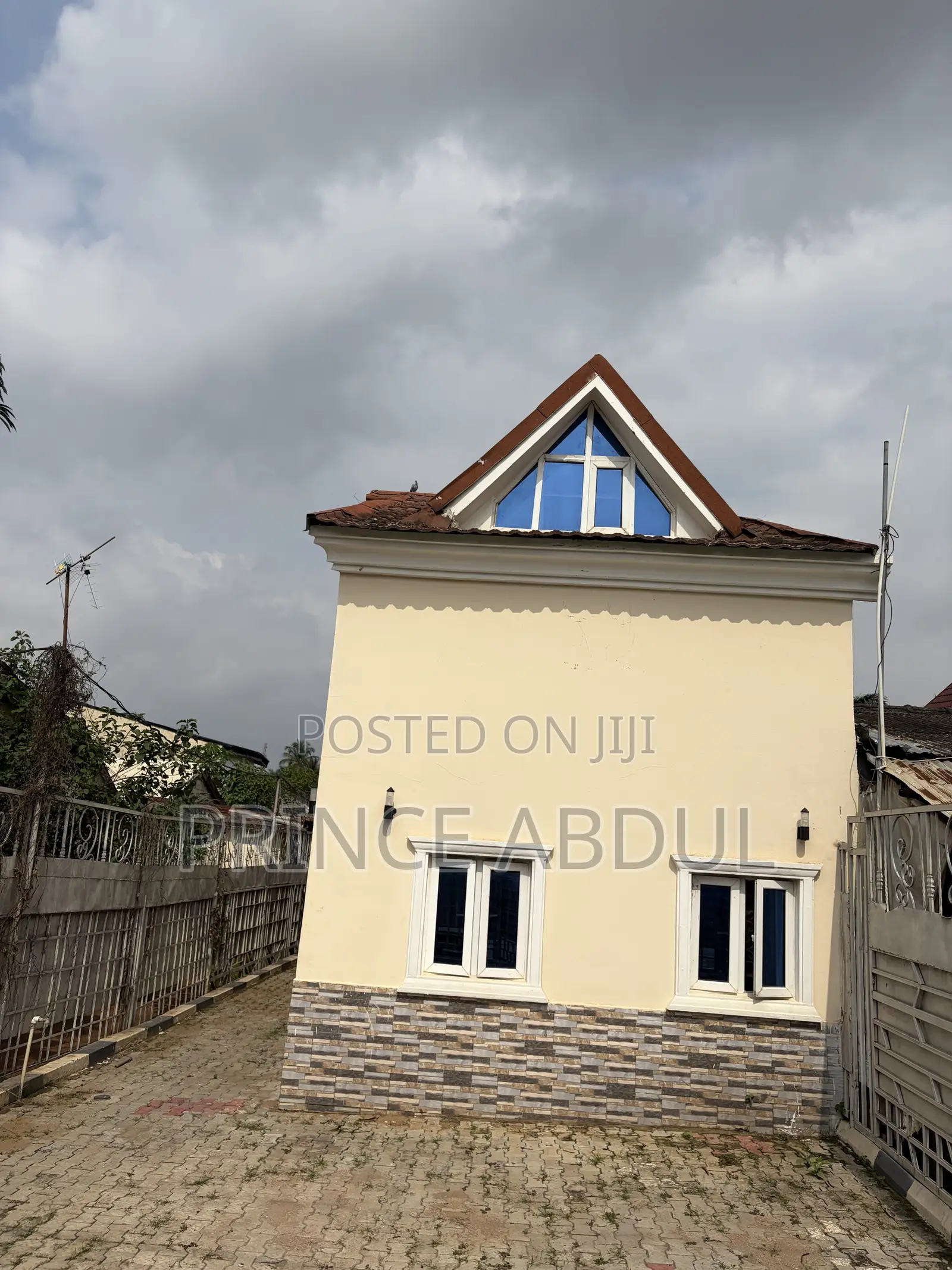 Furnished 3bdrm House in Life Camp for sale