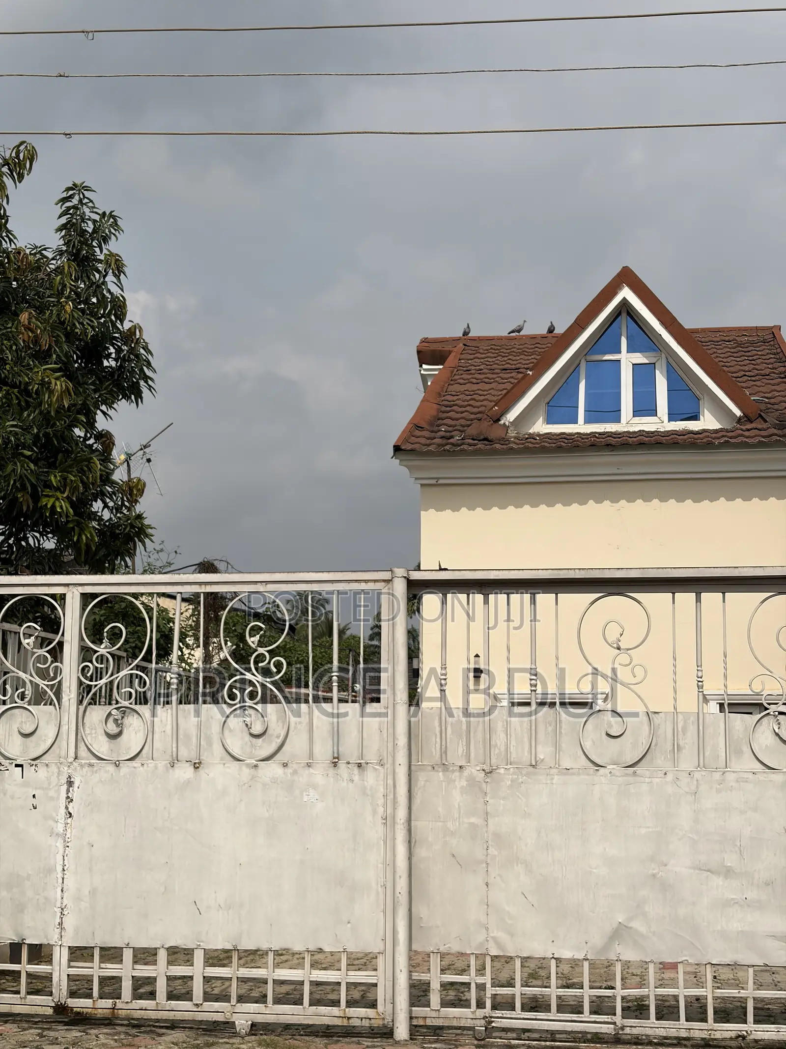 Furnished 3bdrm House in Life Camp for sale