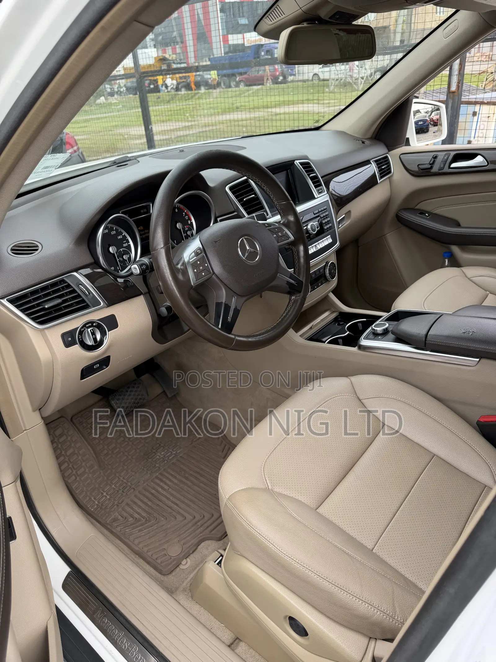 Mercedes-Benz M Class ML350 4MATIC 4dr SUV AWD (3.5L 6cyl 7A) 2014 White