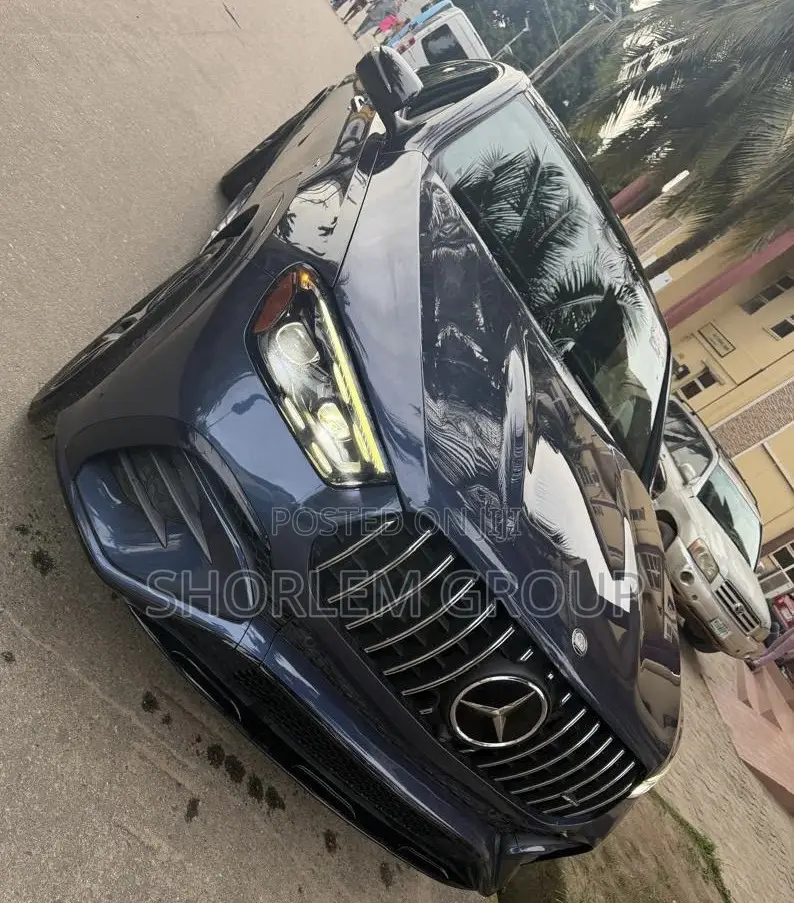 Mercedes-Benz GLE-Class 2024 Blue