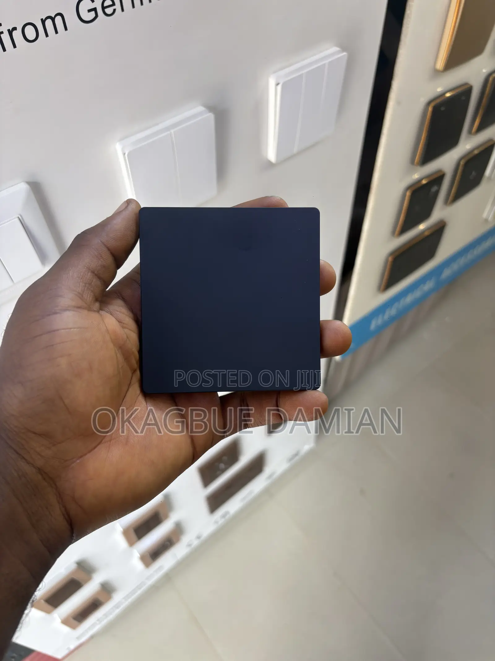 Vell Max Switch and Socket