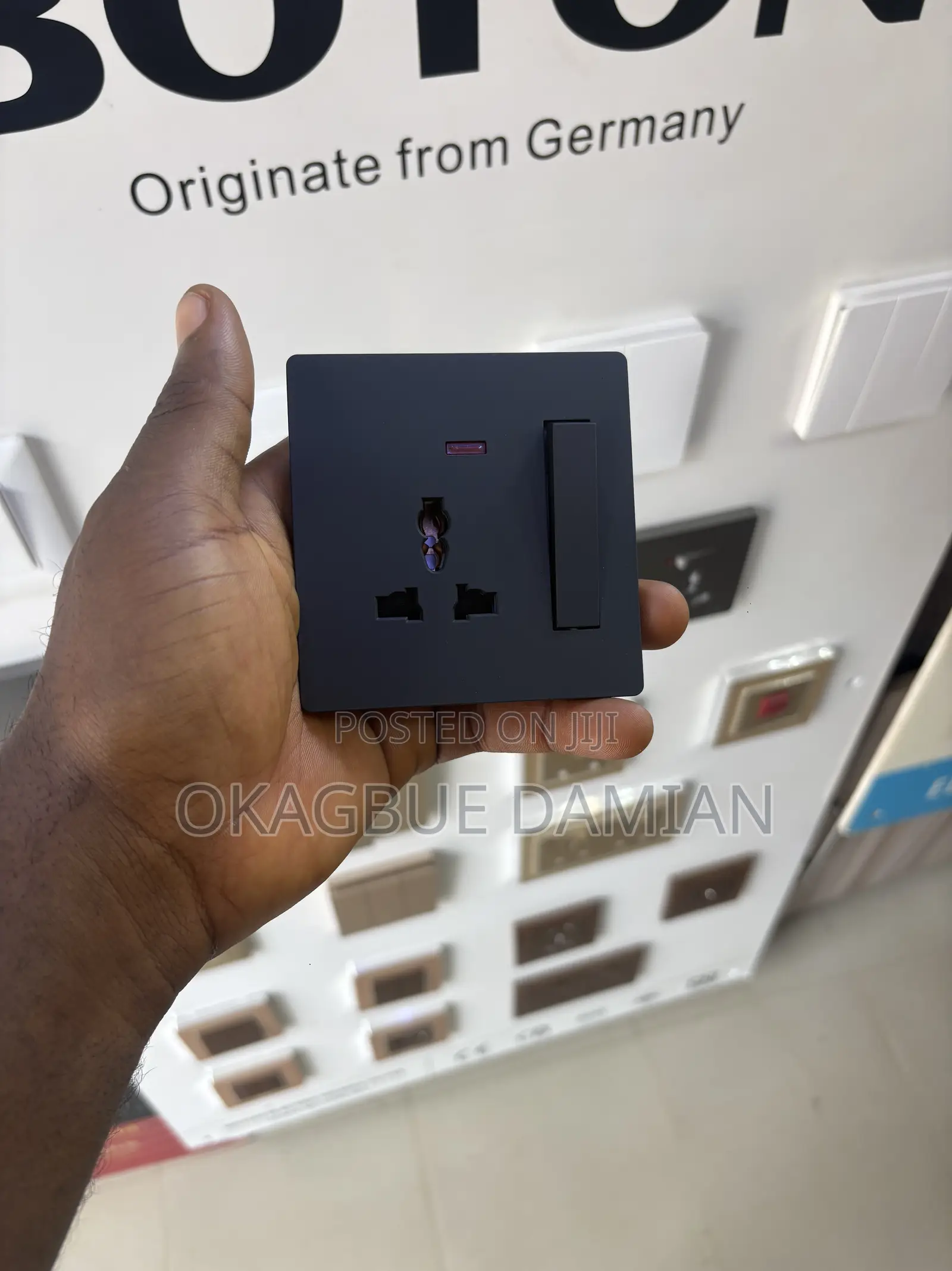 Vell Max Switch and Socket