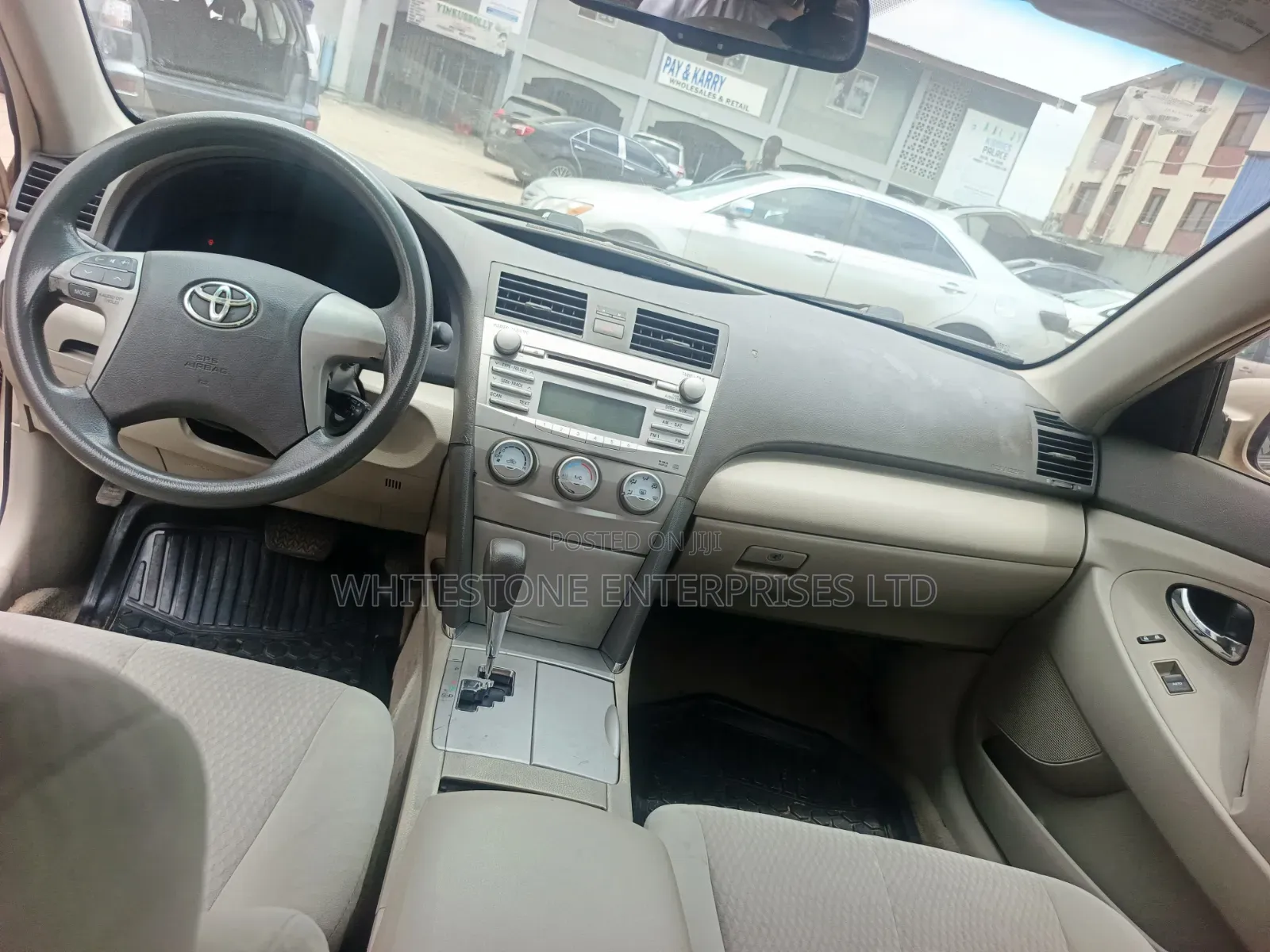 Toyota Camry 2010 Gold