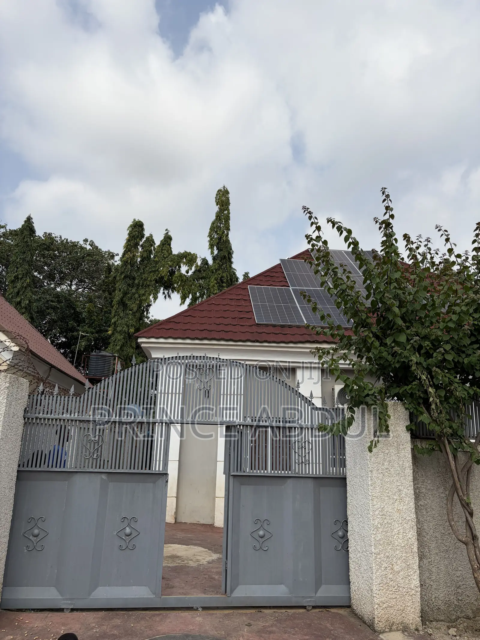 Furnished 3bdrm House in Life Camp for sale