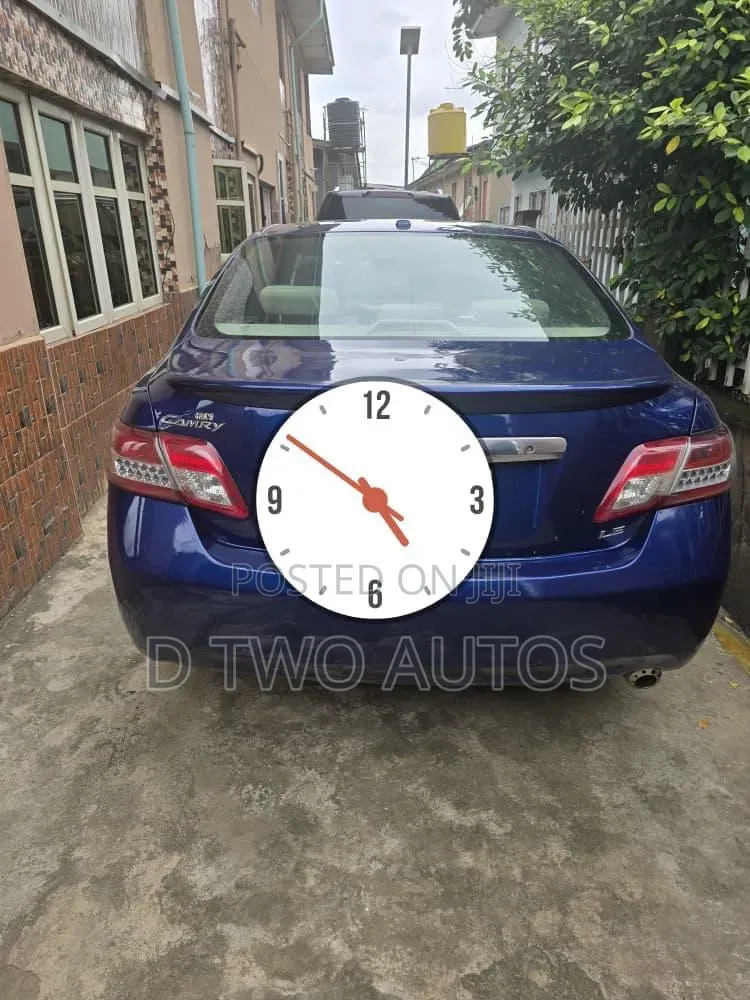 Toyota Camry 2010 Blue