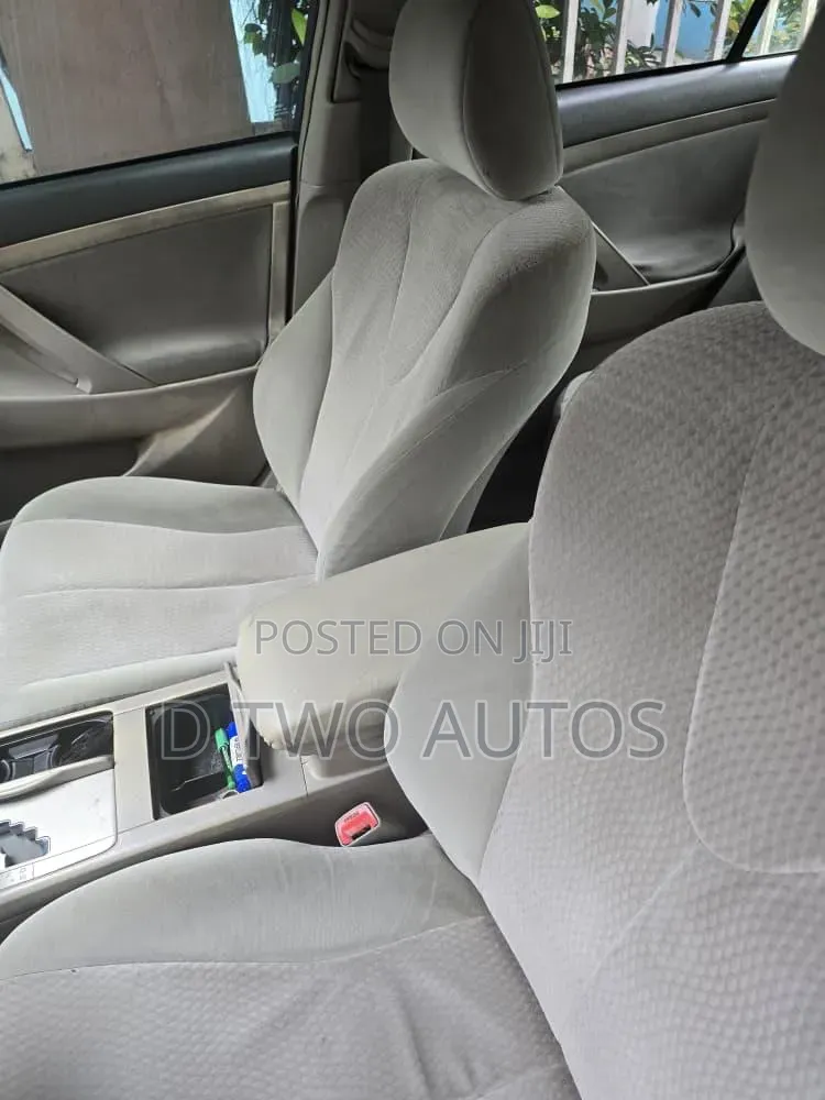 Toyota Camry 2010 Blue