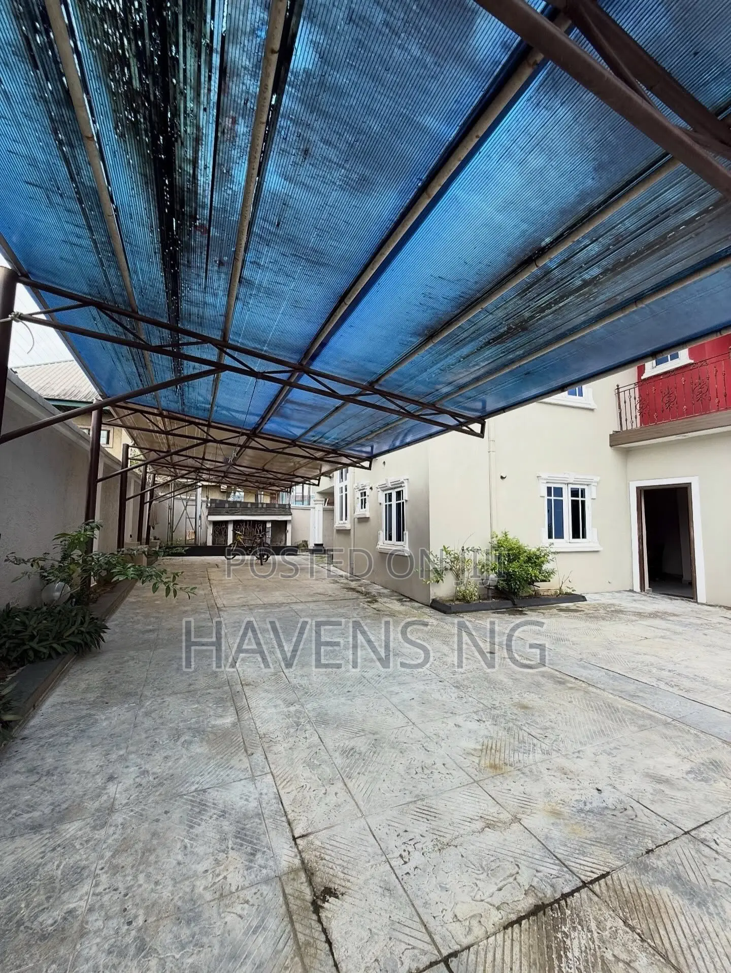 5bdrm Duplex in Obio-Akpor for sale