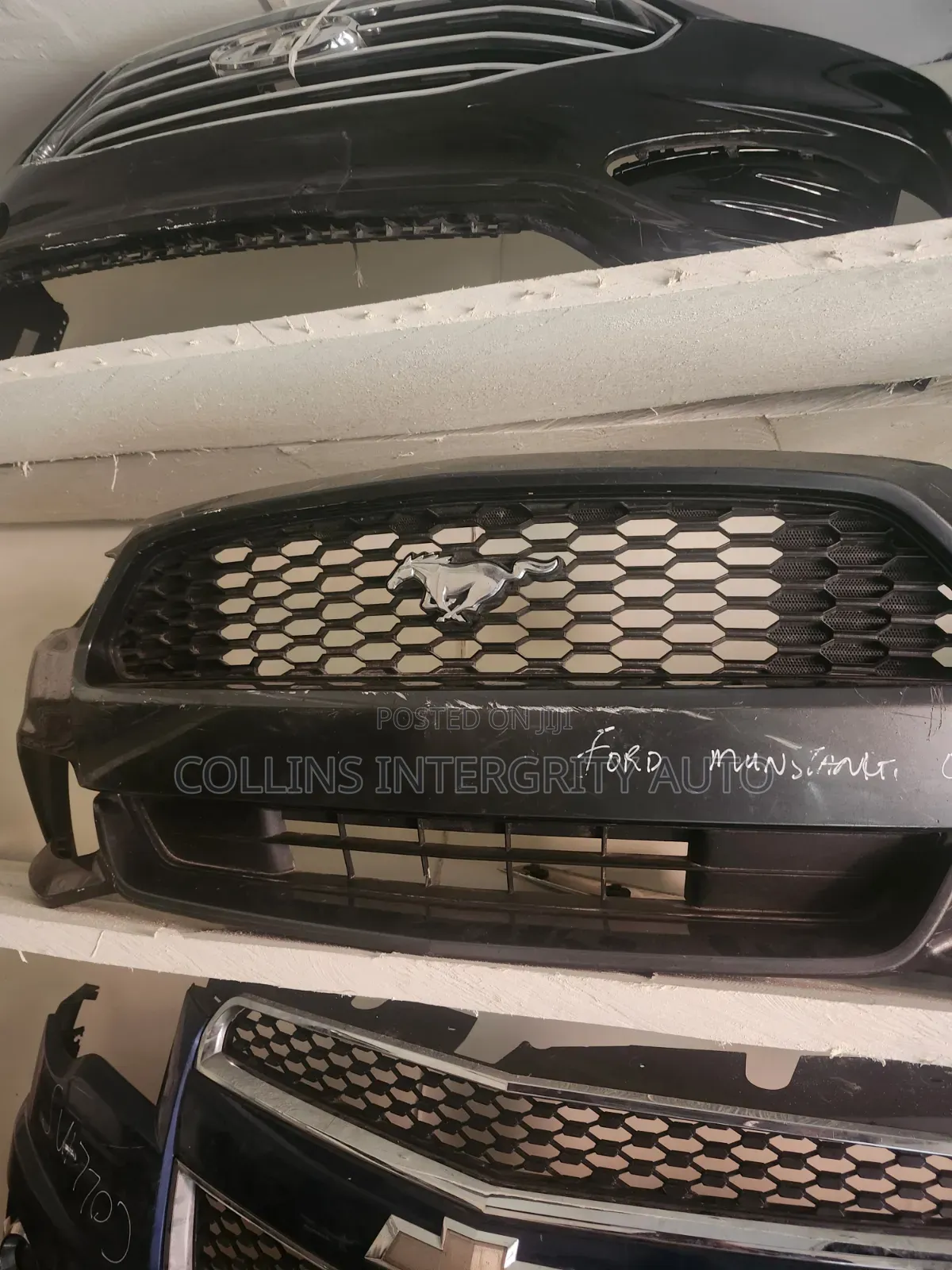 Front Bumper Ford Mustang 2016 and Front Bumper Ford Edge 2020