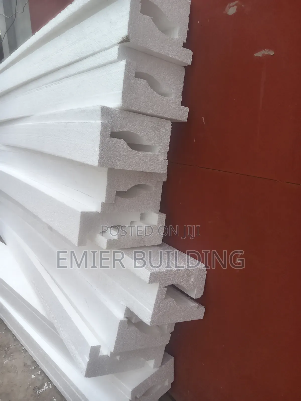 Polistering Parapet Available 350 by 350