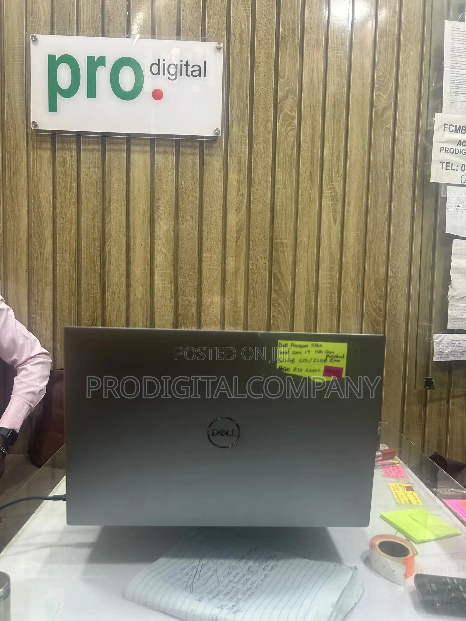 Laptop Dell Precision 5560 32GB Intel Core i9 SSD 512GB