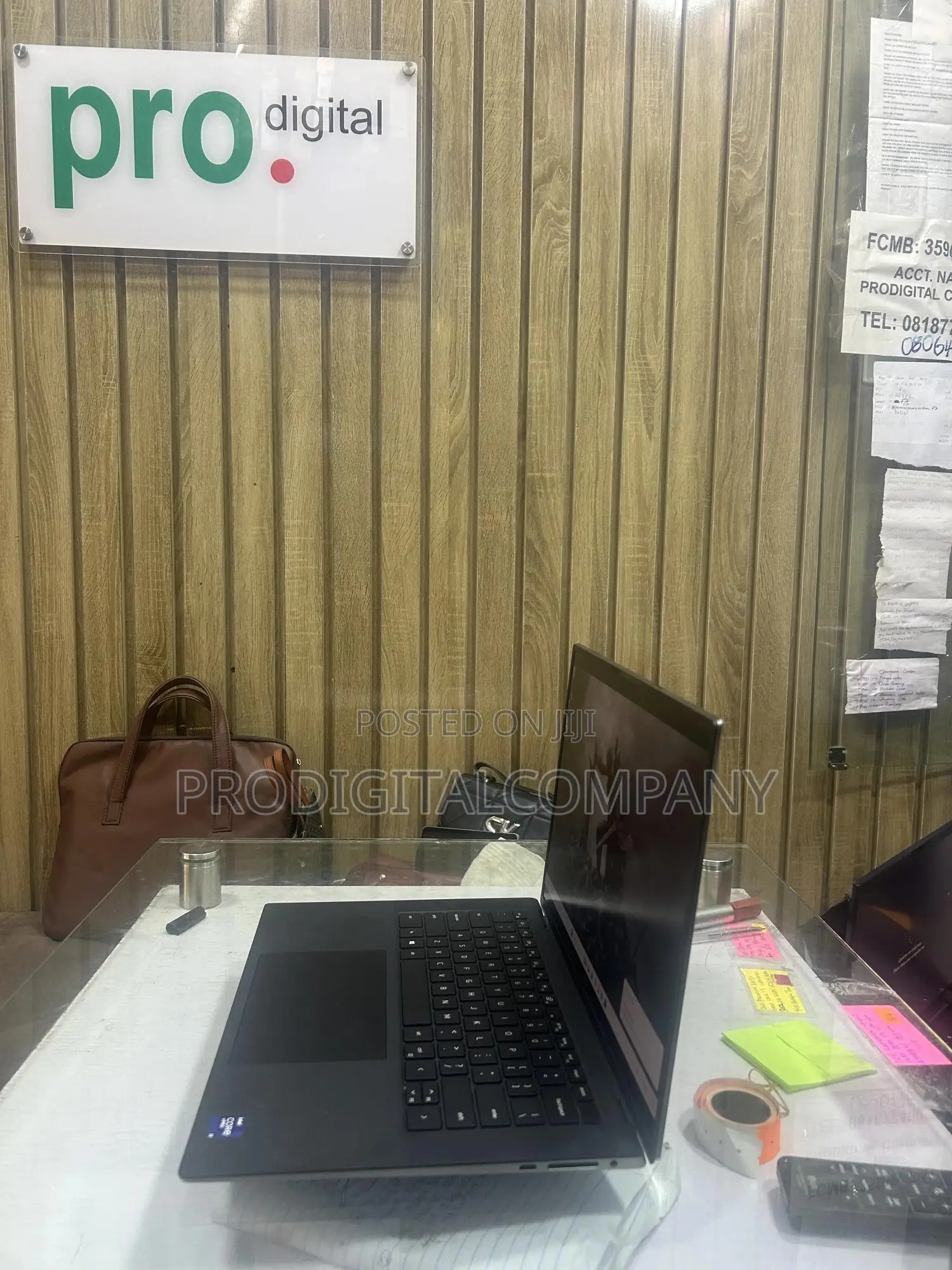 Laptop Dell Precision 5560 32GB Intel Core i9 SSD 512GB