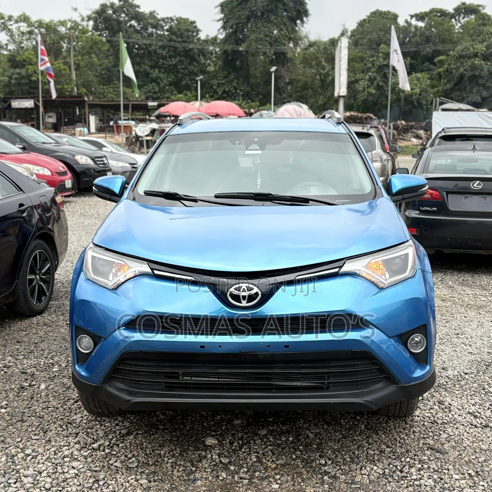 Toyota RAV4 LE FWD (2.5L 4cyl 6A) 2017 Blue