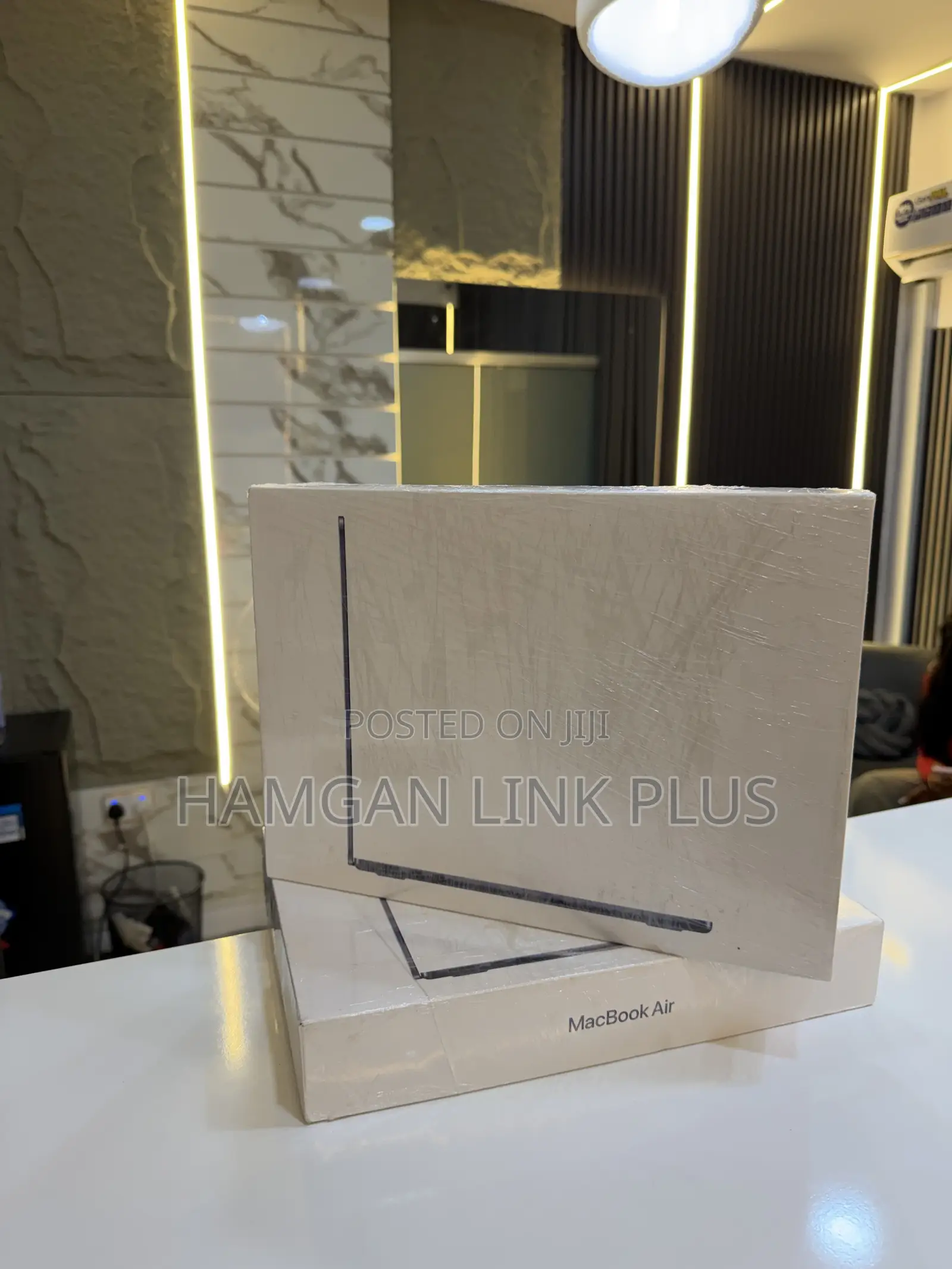 New Laptop Apple MacBook Air 2026 M5 16GB Apple M5 SSD 512GB