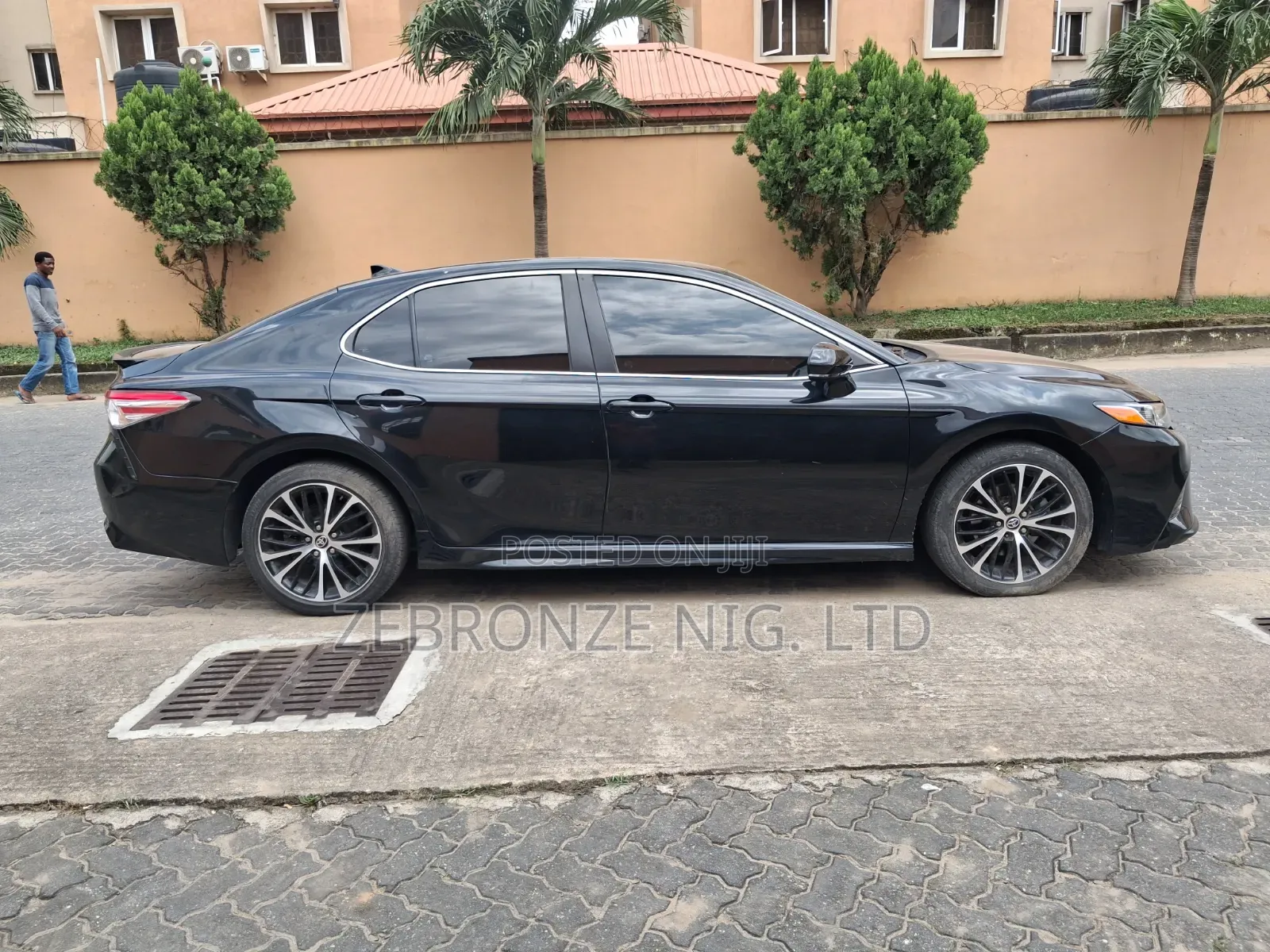 Toyota Camry 2019 Black