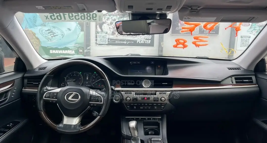 Lexus ES 2016 Gray