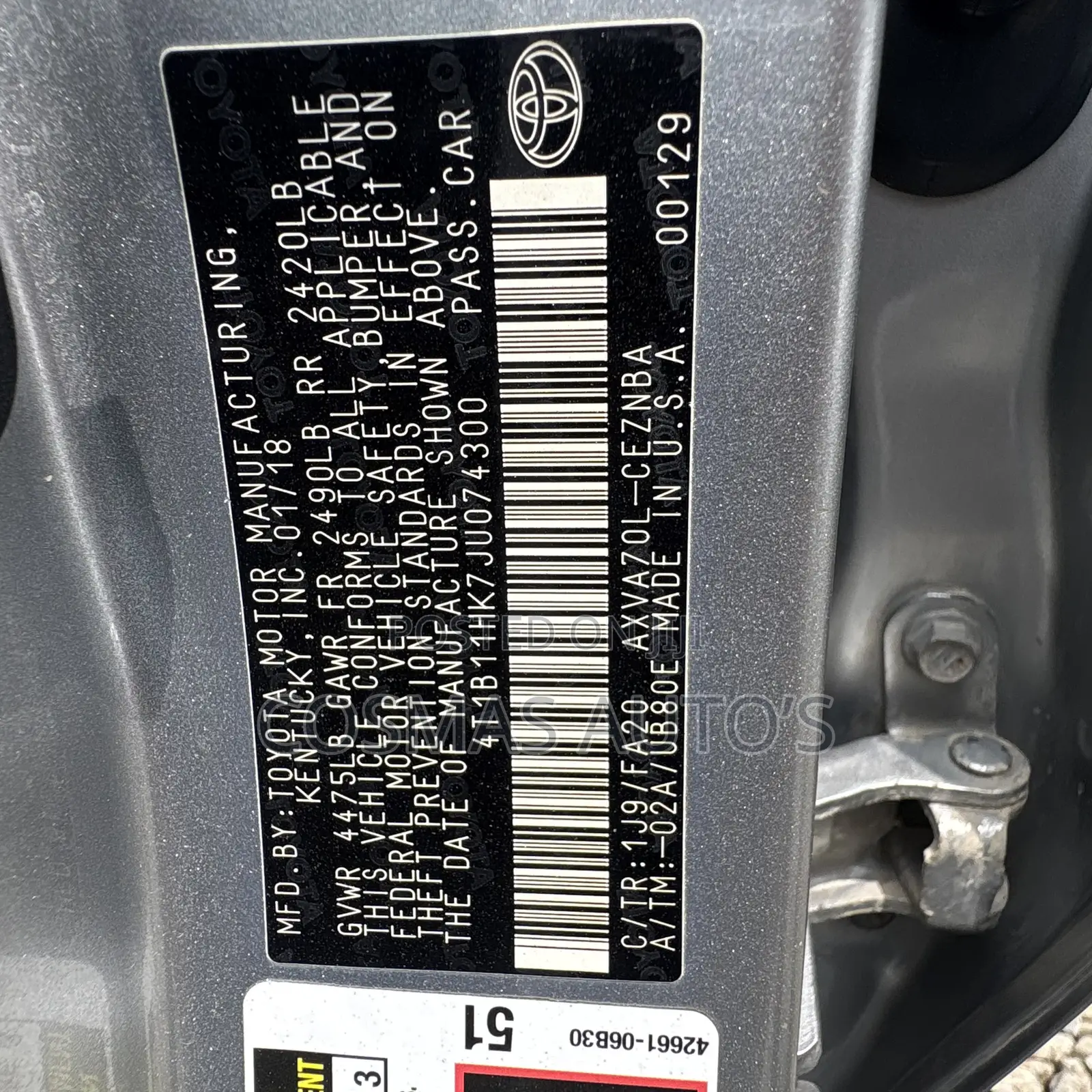 Toyota Camry 2018 Silver