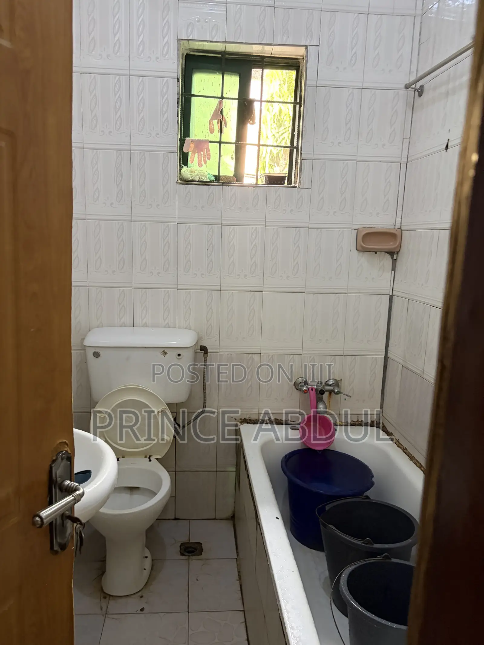 Furnished 3bdrm House in Life Camp for sale