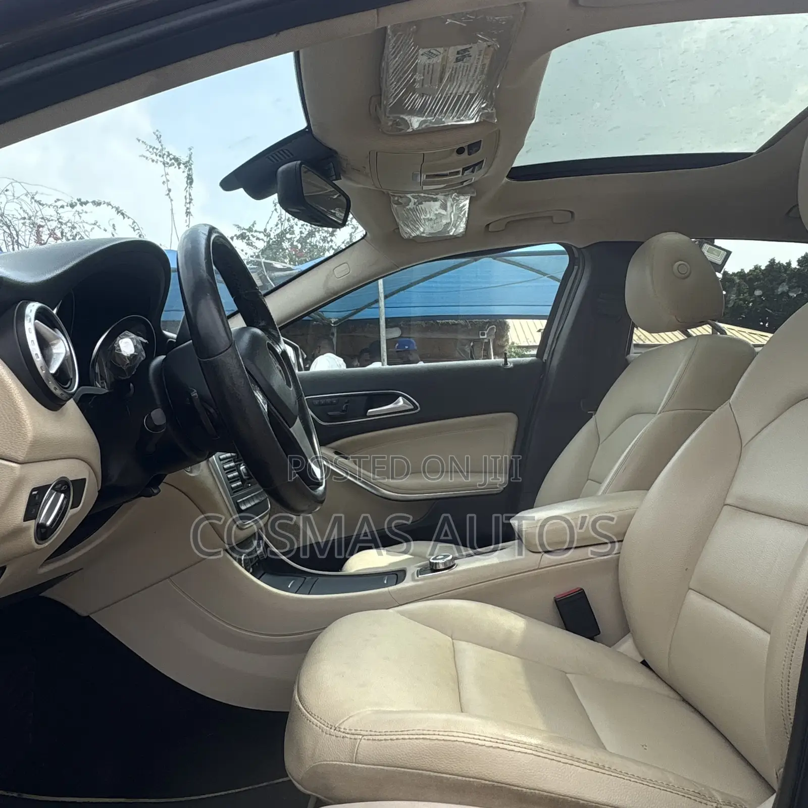 Mercedes-Benz GLA 250 2015 Maroon