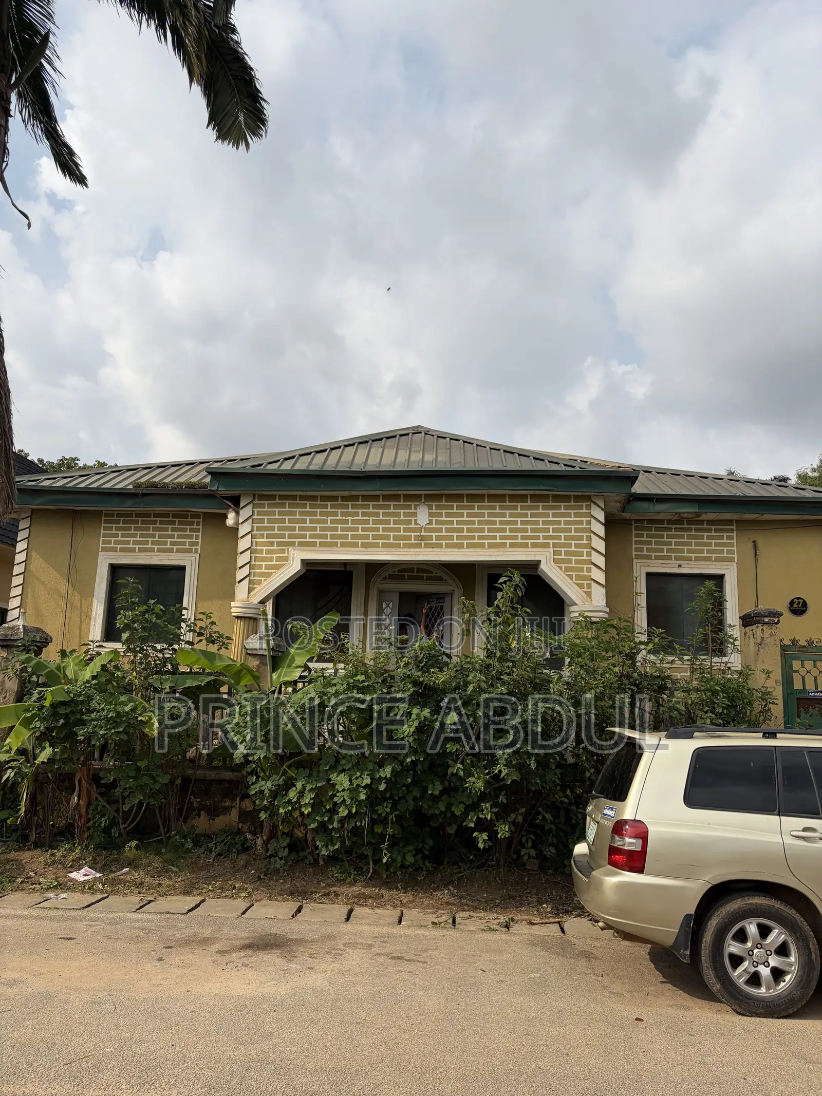 Furnished 3bdrm House in Life Camp for sale