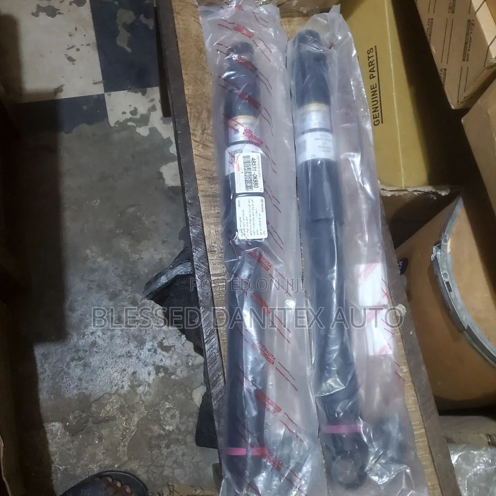 Back Shock Abserber of Toyota Hilux 2014 to 2020