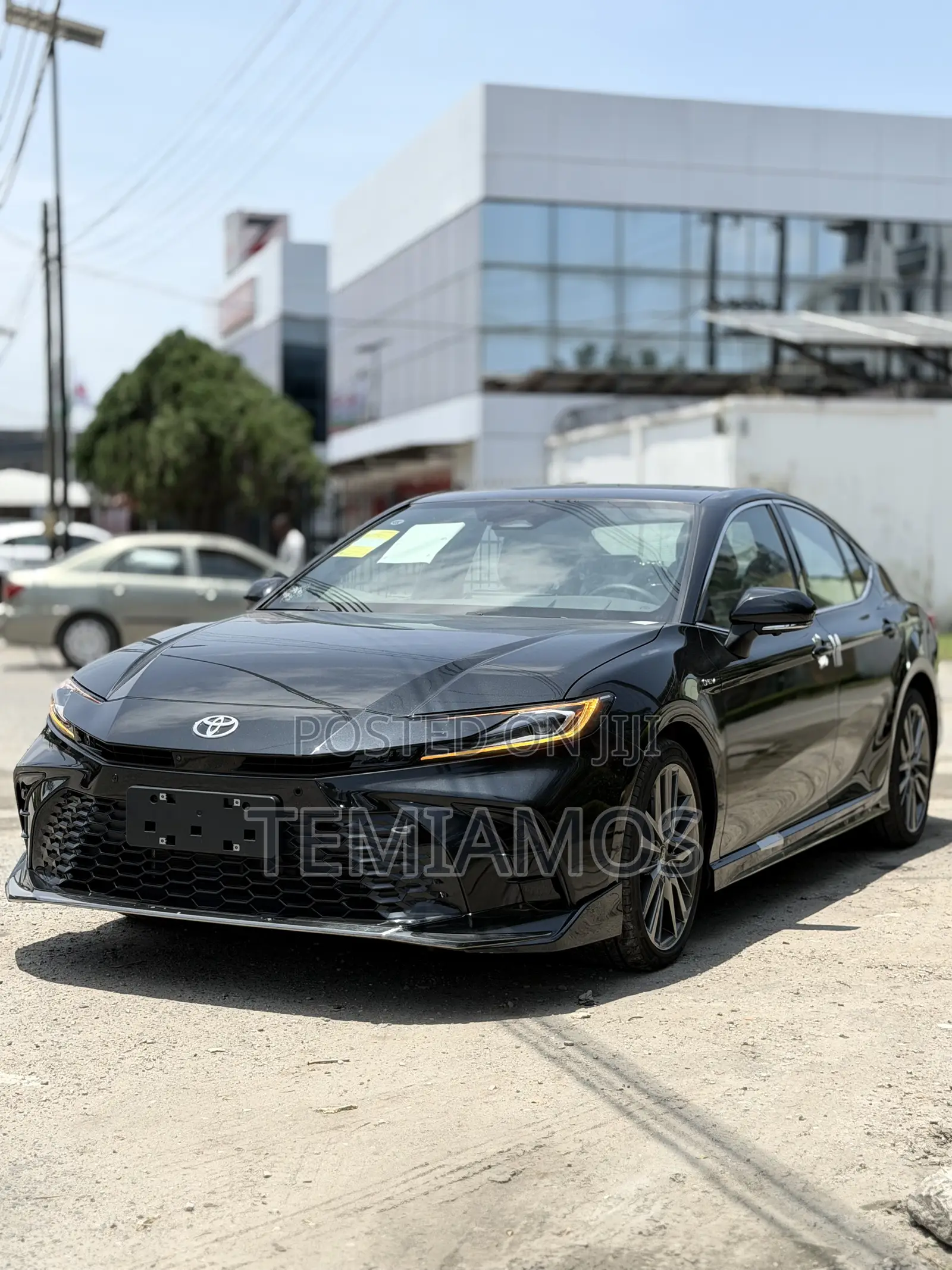 New Toyota Camry SE 2025 Black