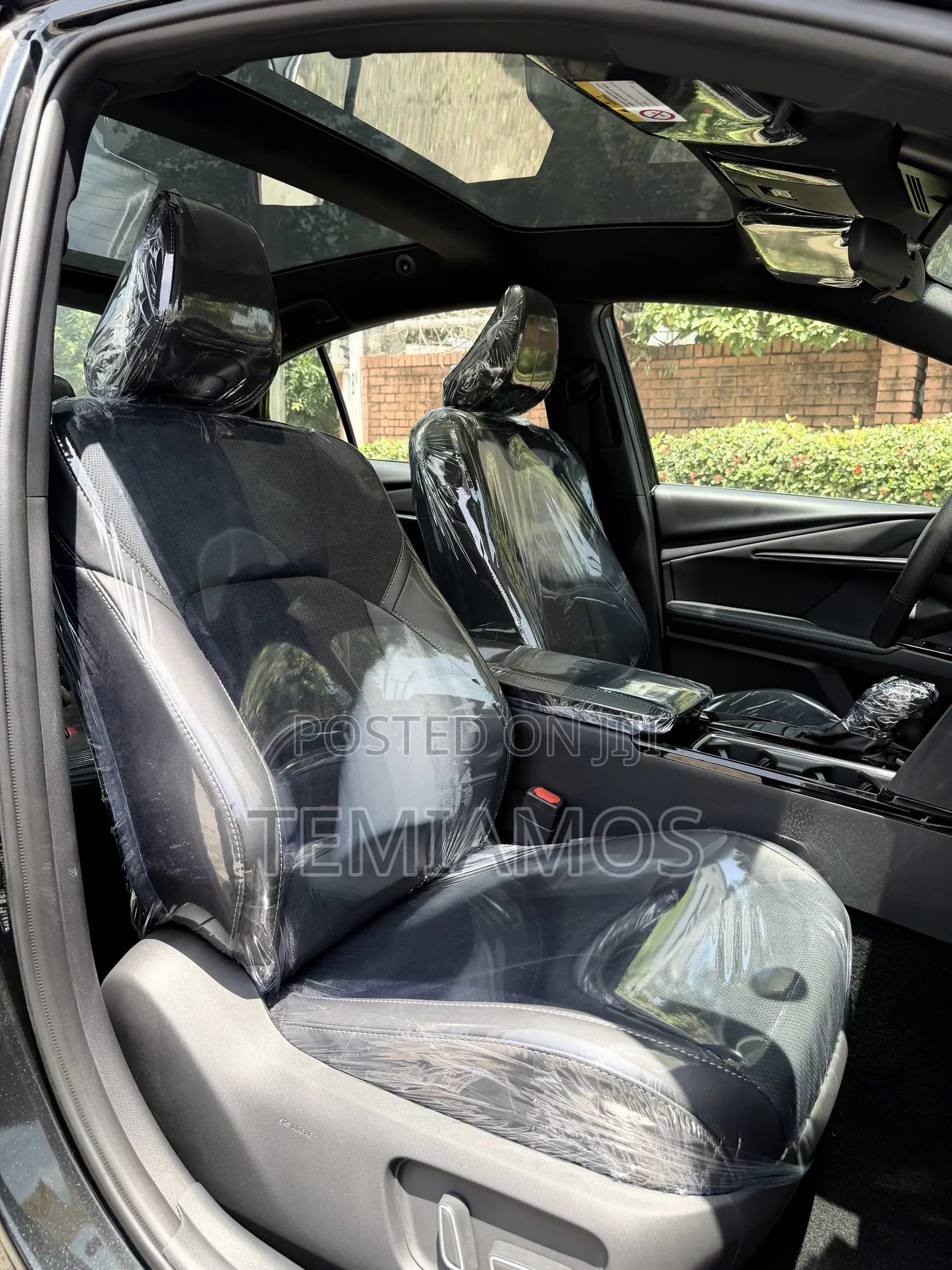 New Toyota Camry SE 2025 Black
