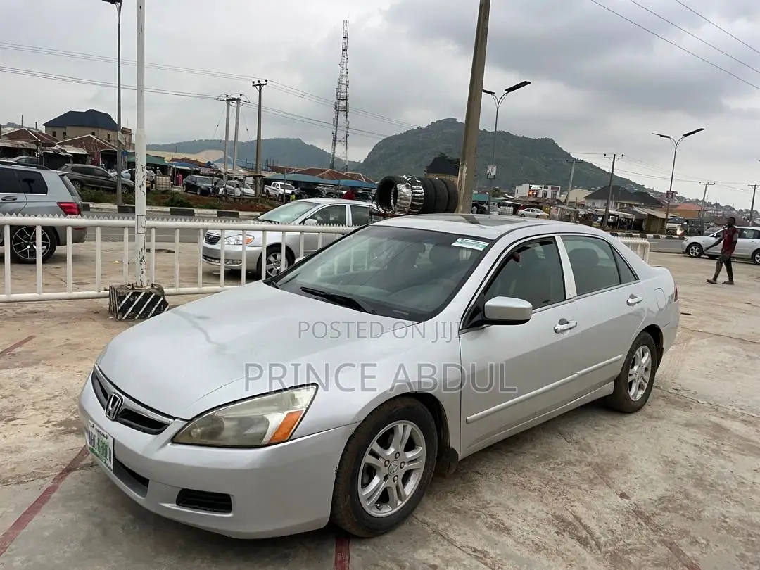 Honda Accord 2007 Silver