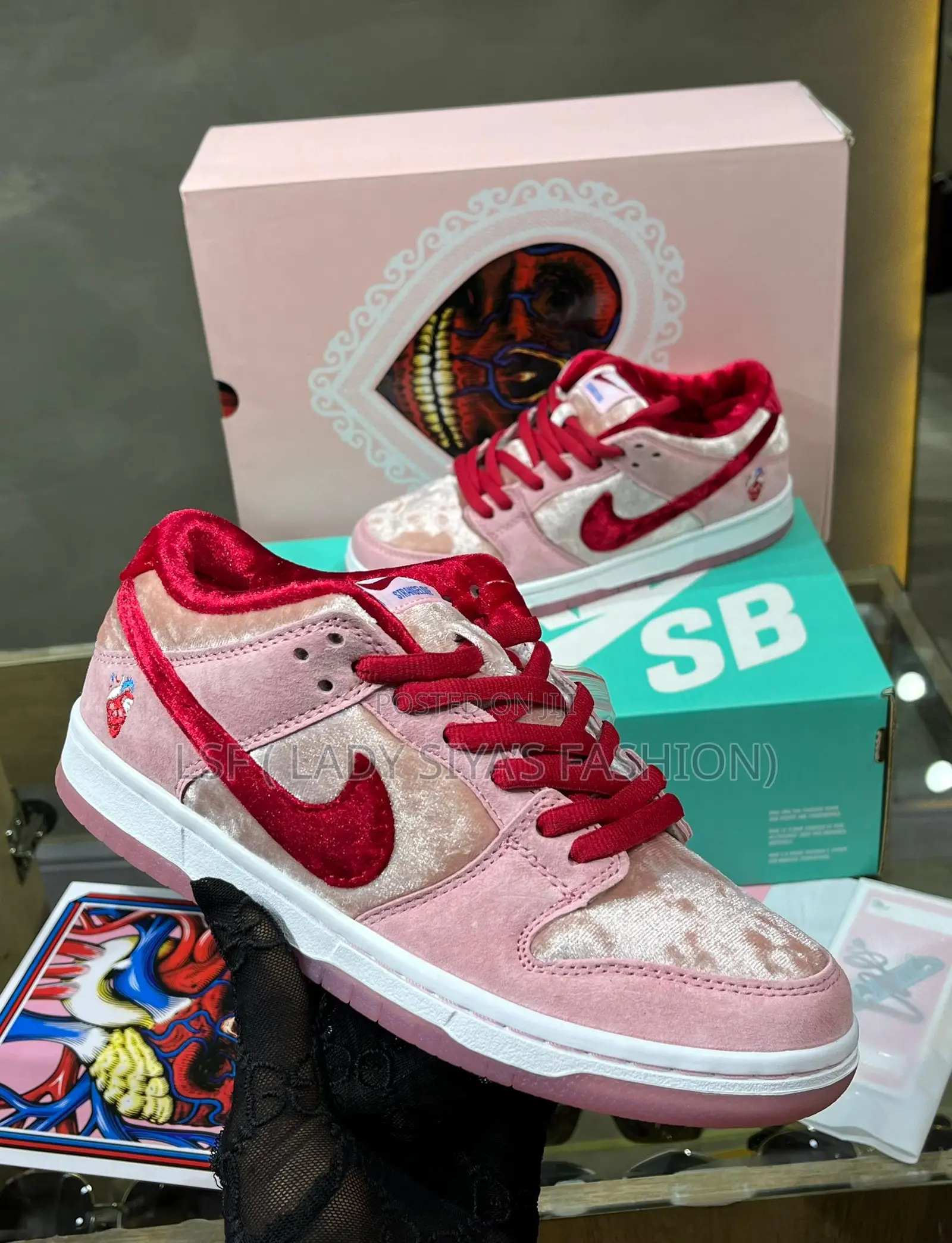 Nike Sneakers