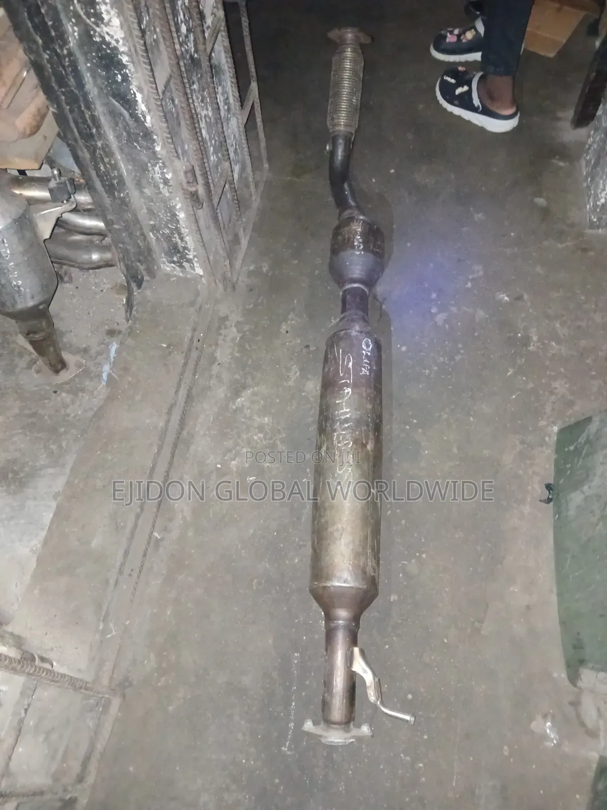 Center Exhaust Catalyst Toyota Rav4 Venza 2023 2024 2025 2026