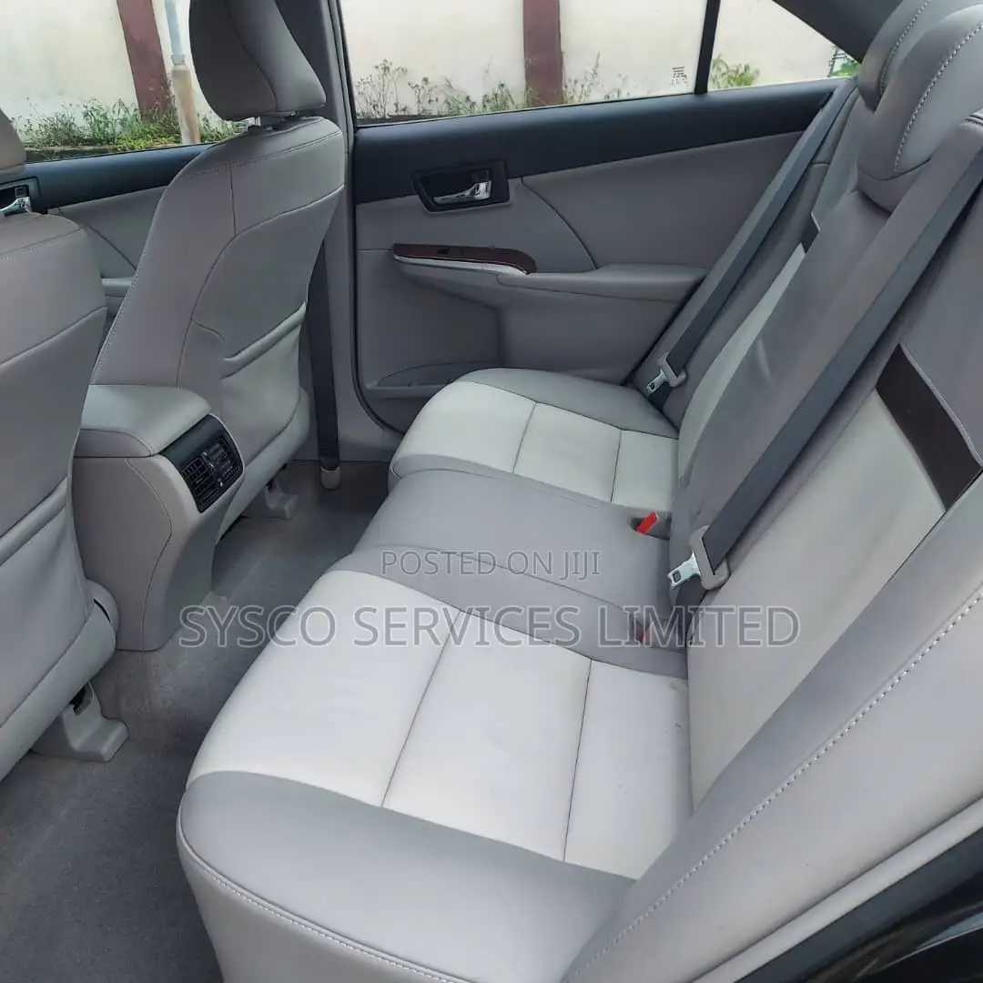 Toyota Camry XLE 4dr Sedan (2.5L 4cyl 6A) 2014 Black
