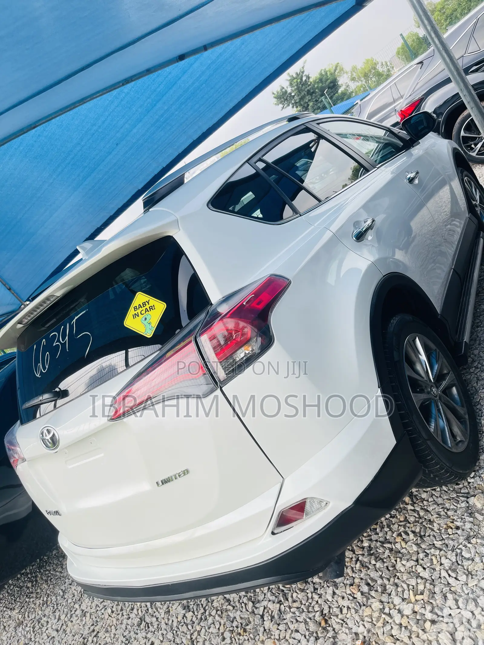 Toyota RAV4 Limited AWD (2.5L 4cyl 6A) 2016 White