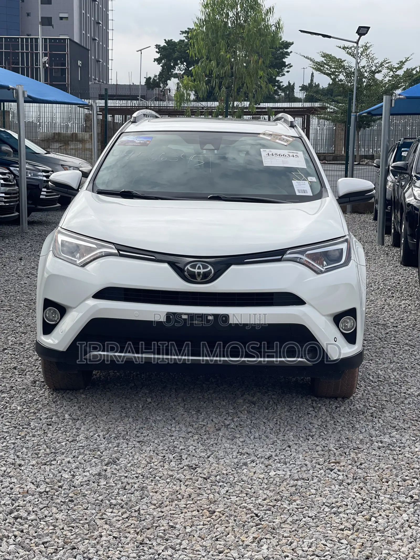 Toyota RAV4 Limited AWD (2.5L 4cyl 6A) 2016 White