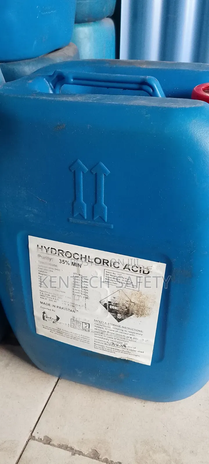Industrial Stain Remover O4 Chemical for Tiles and Toilet Cleaner