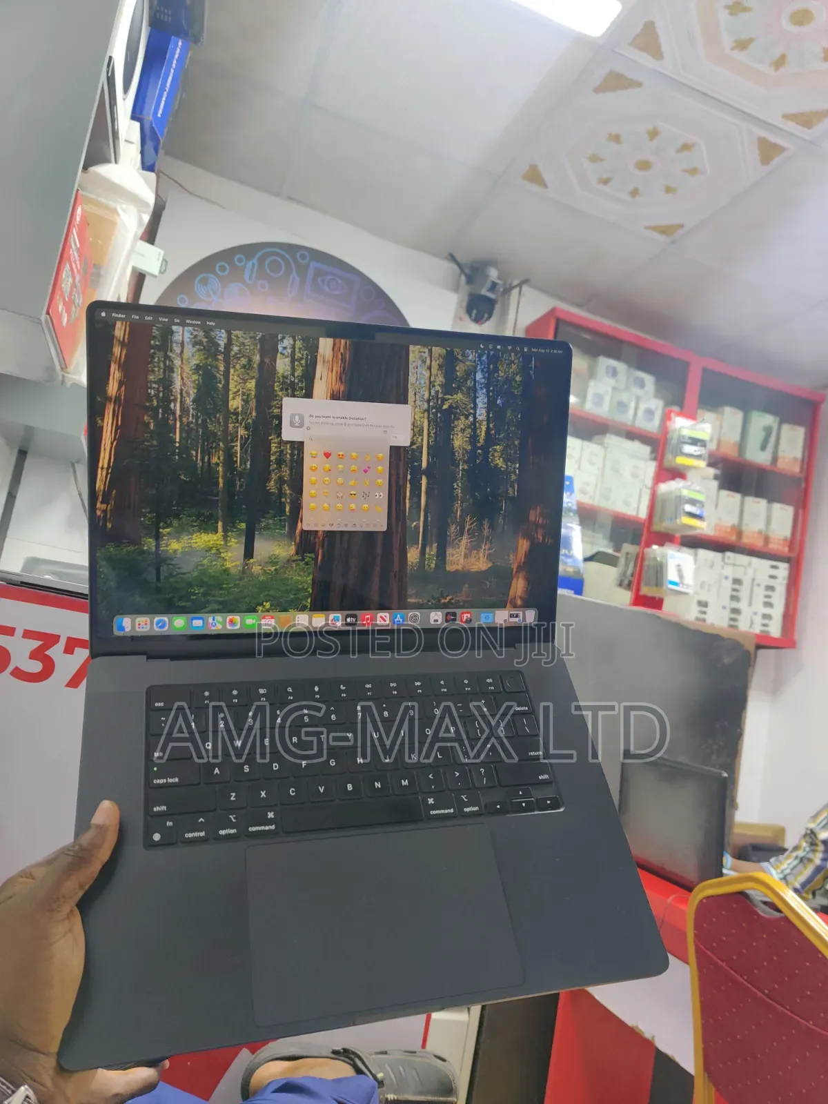Laptop Apple MacBook Pro 2023 M3 Pro 36GB Apple M3 Pro SSD 1T