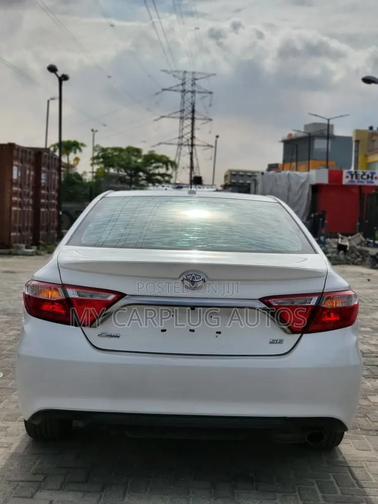 Toyota Camry 2015 White