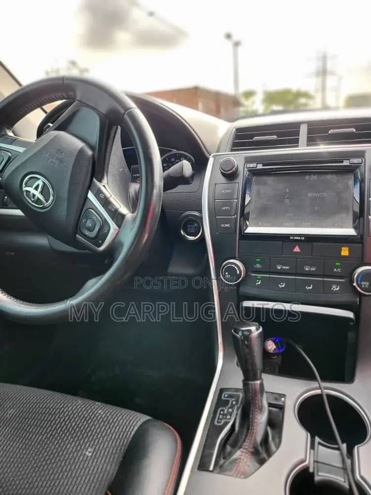 Toyota Camry 2015 White