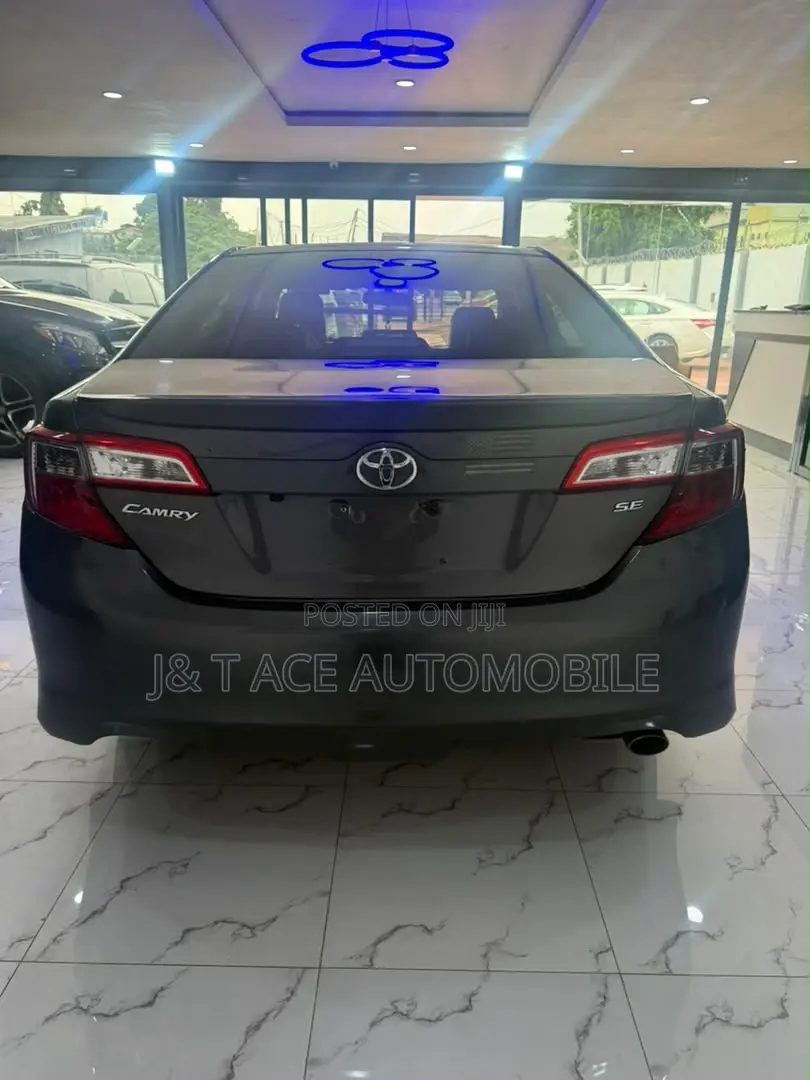 Toyota Camry 2013 Gray