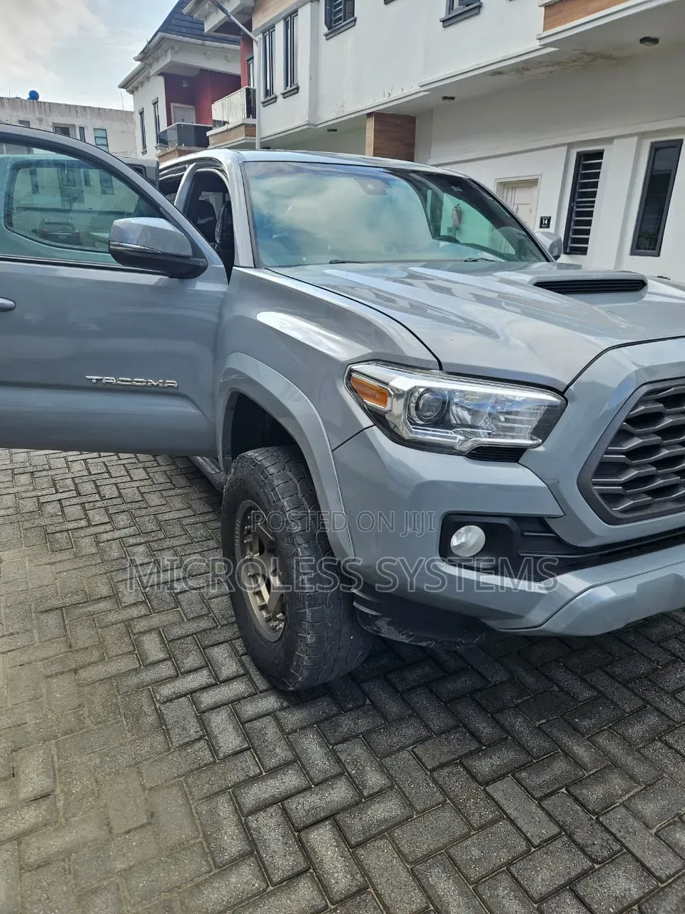 Toyota Tacoma 2021 Beige