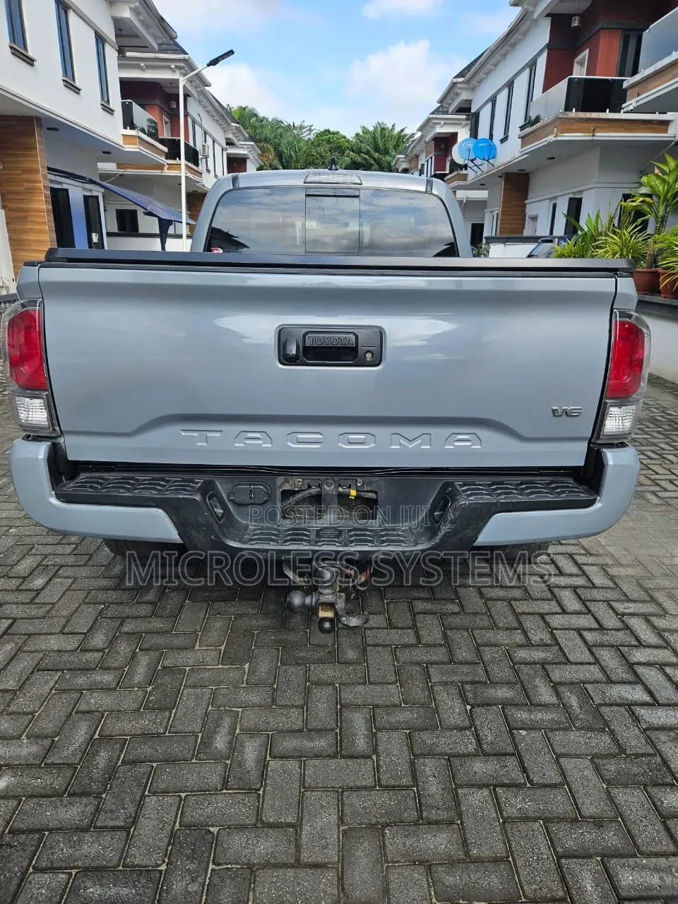 Toyota Tacoma 2021 Beige