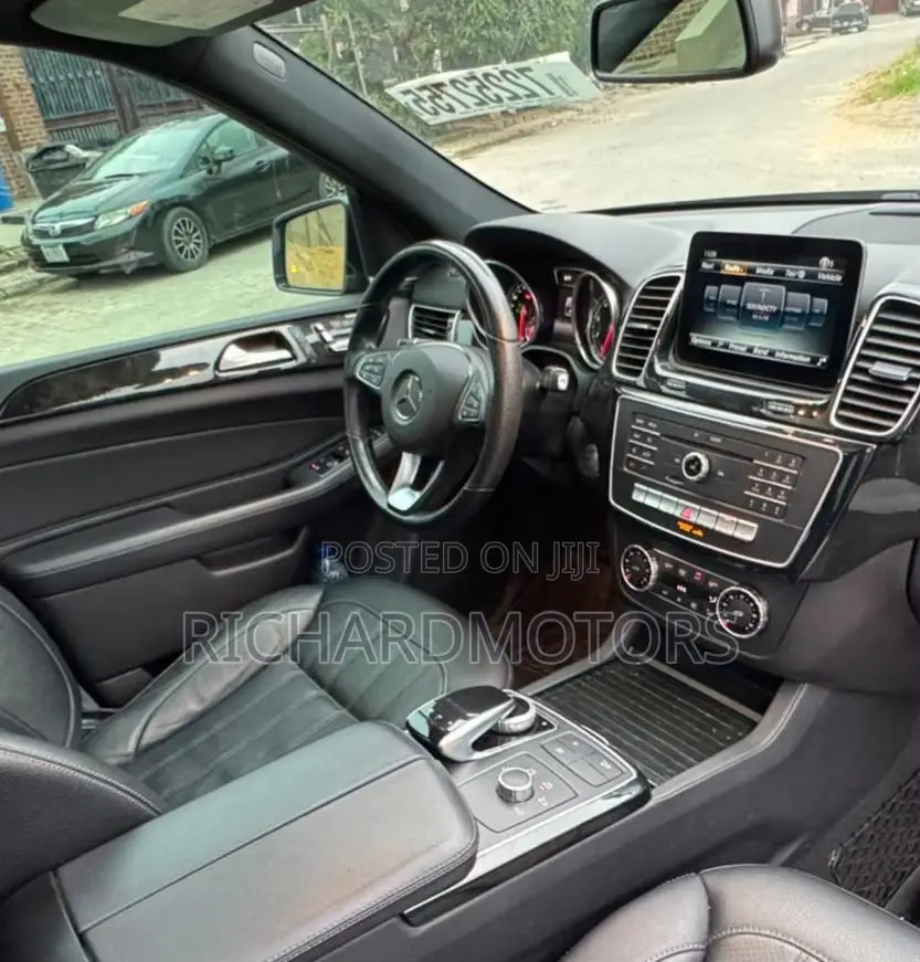 Mercedes-Benz GLE-Class GLE 350 2018 Gray