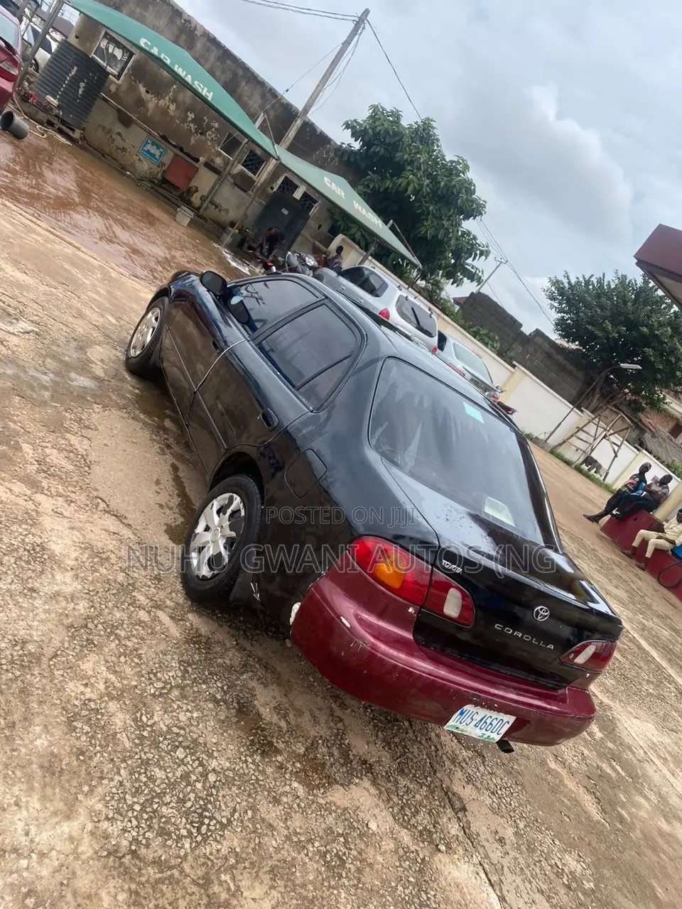 Toyota Corolla 2000 Black