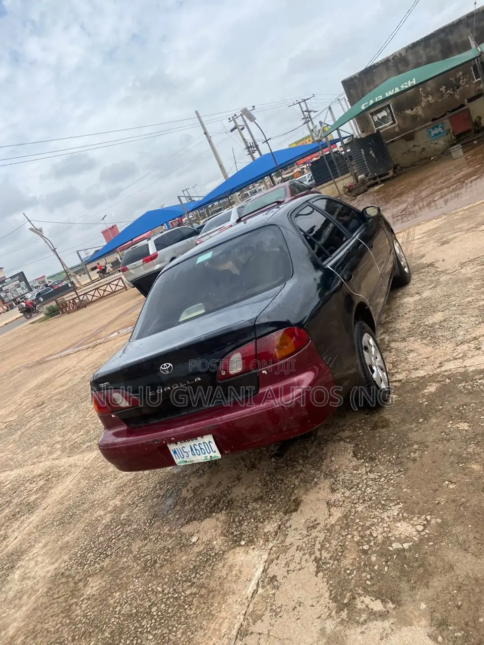 Toyota Corolla 2000 Black