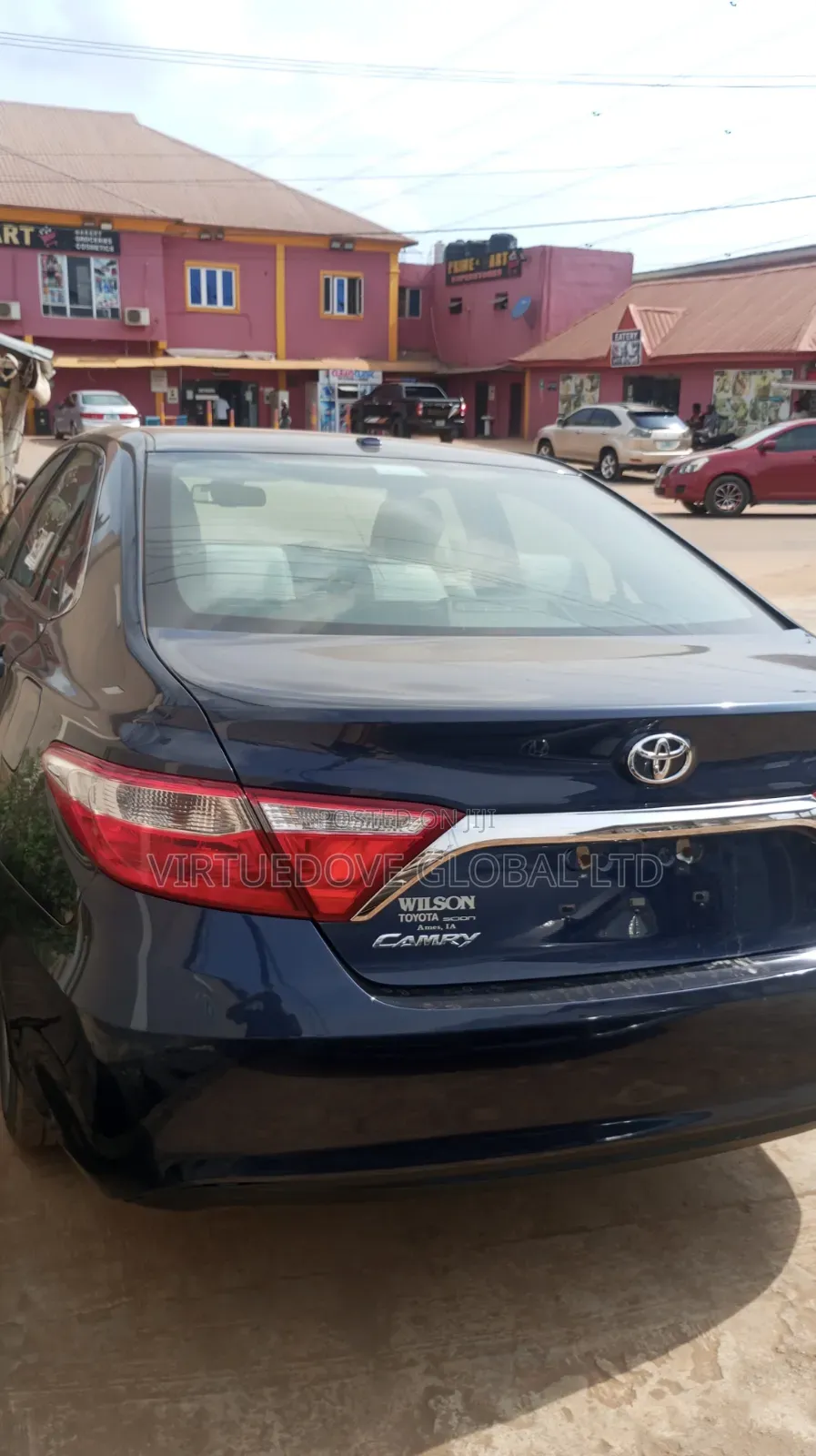 Toyota Camry 2016 Blue